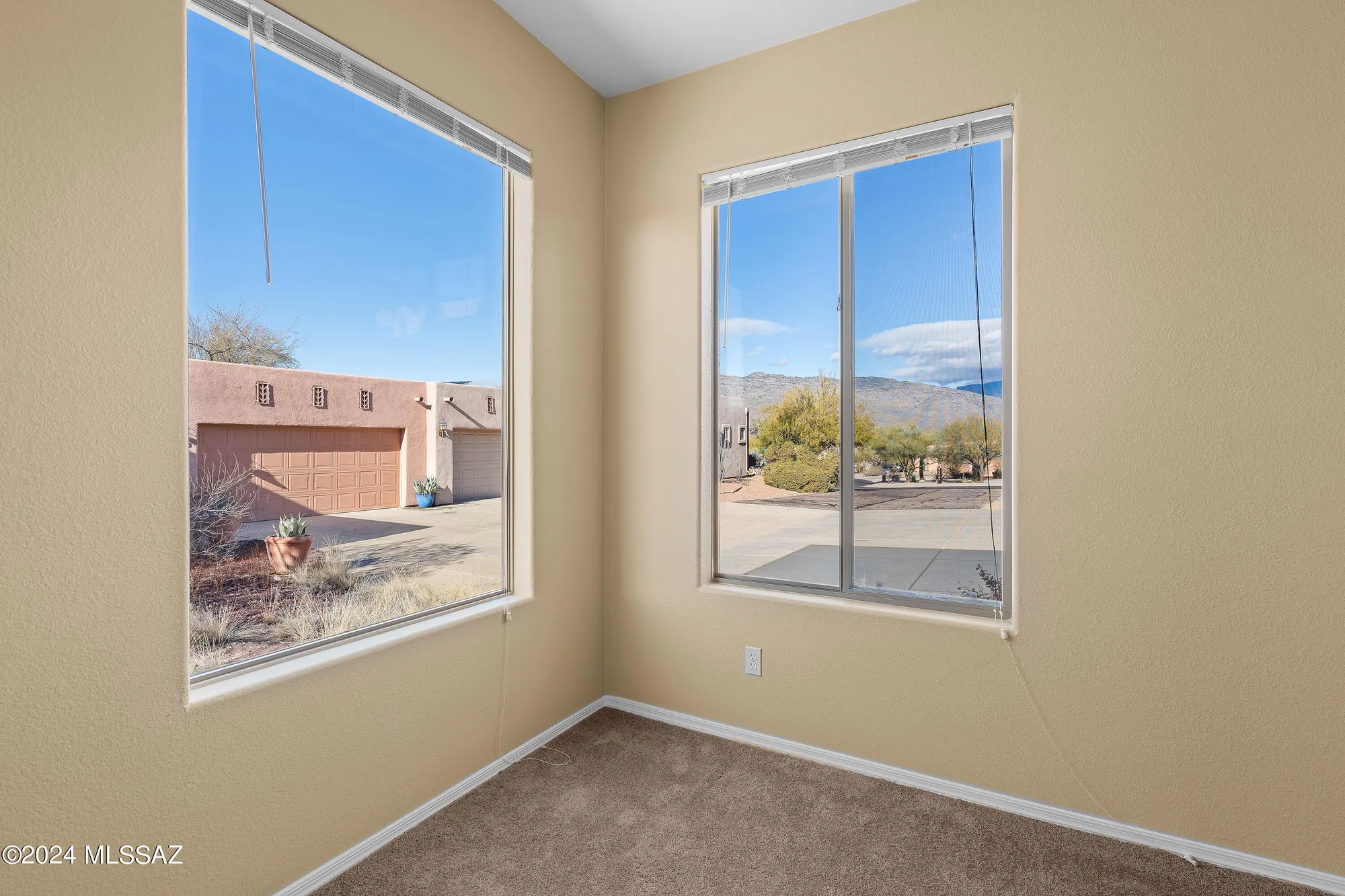 Property Slideshow image 24 of 31 | 13792 e langtry ln, Tucson, AZ, 85747