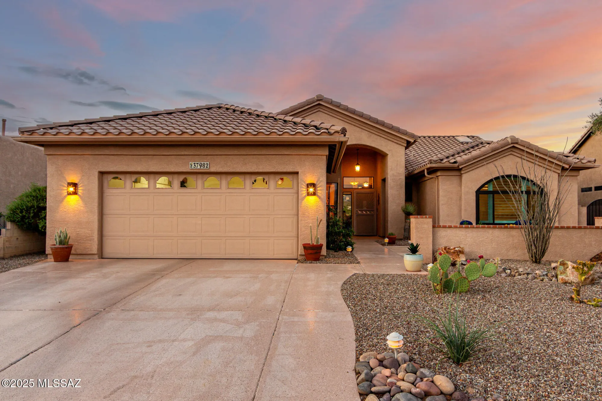 Property Slideshow image 7 of 36 | 37982 s desert highland dr, Tucson, AZ, 85739