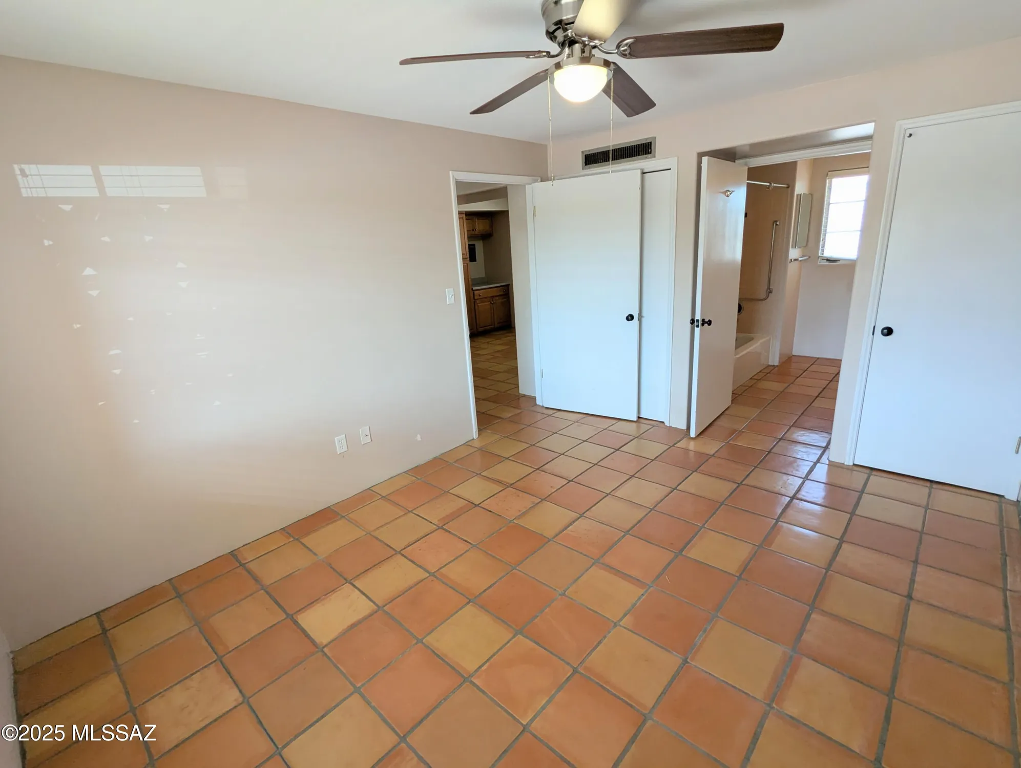 Property Slideshow image 16 of 28 | 515 s la canada dr c, Green Valley, AZ, 85614