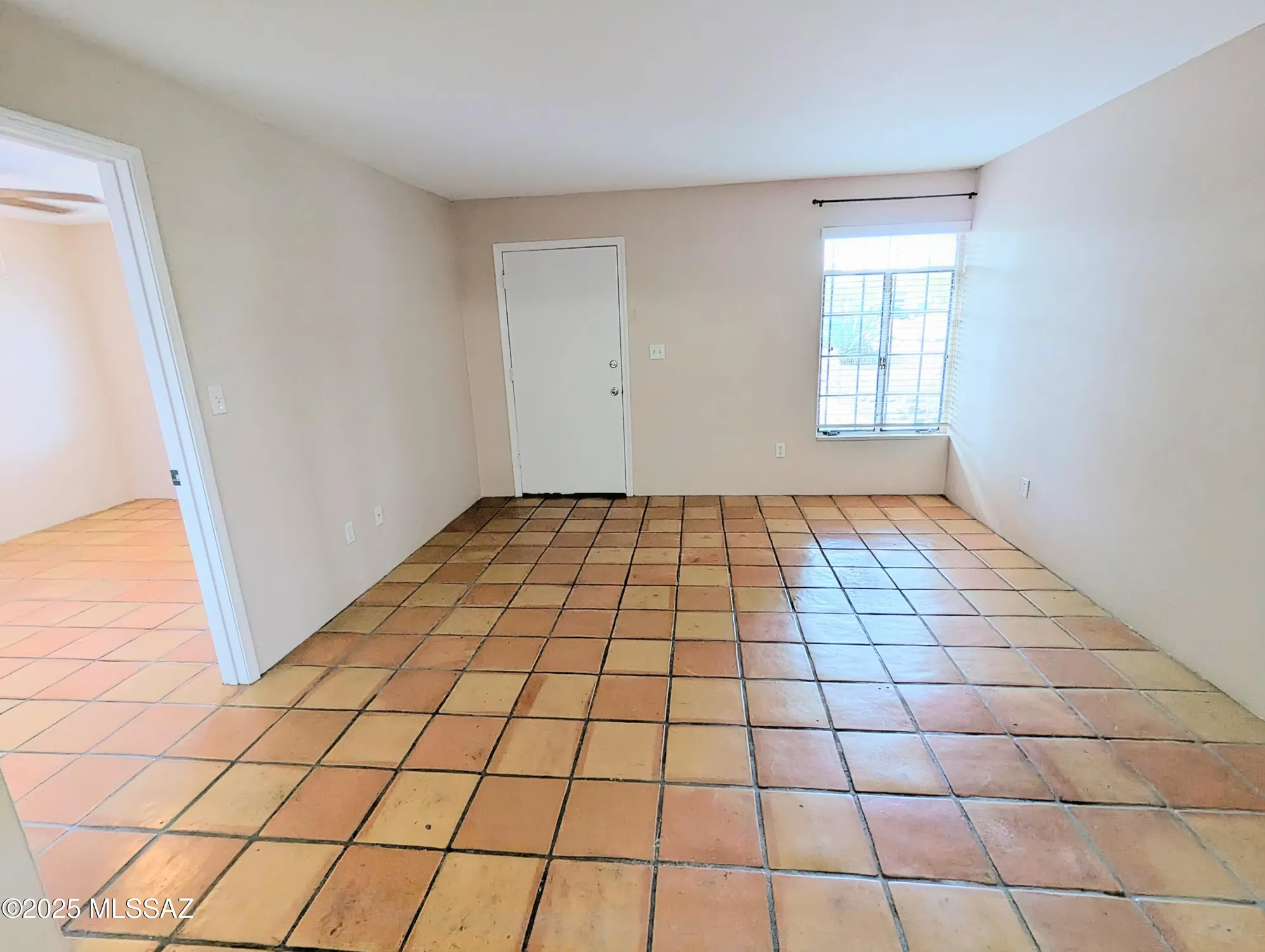 Property Slideshow image 7 of 28 | 515 s la canada dr c, Green Valley, AZ, 85614