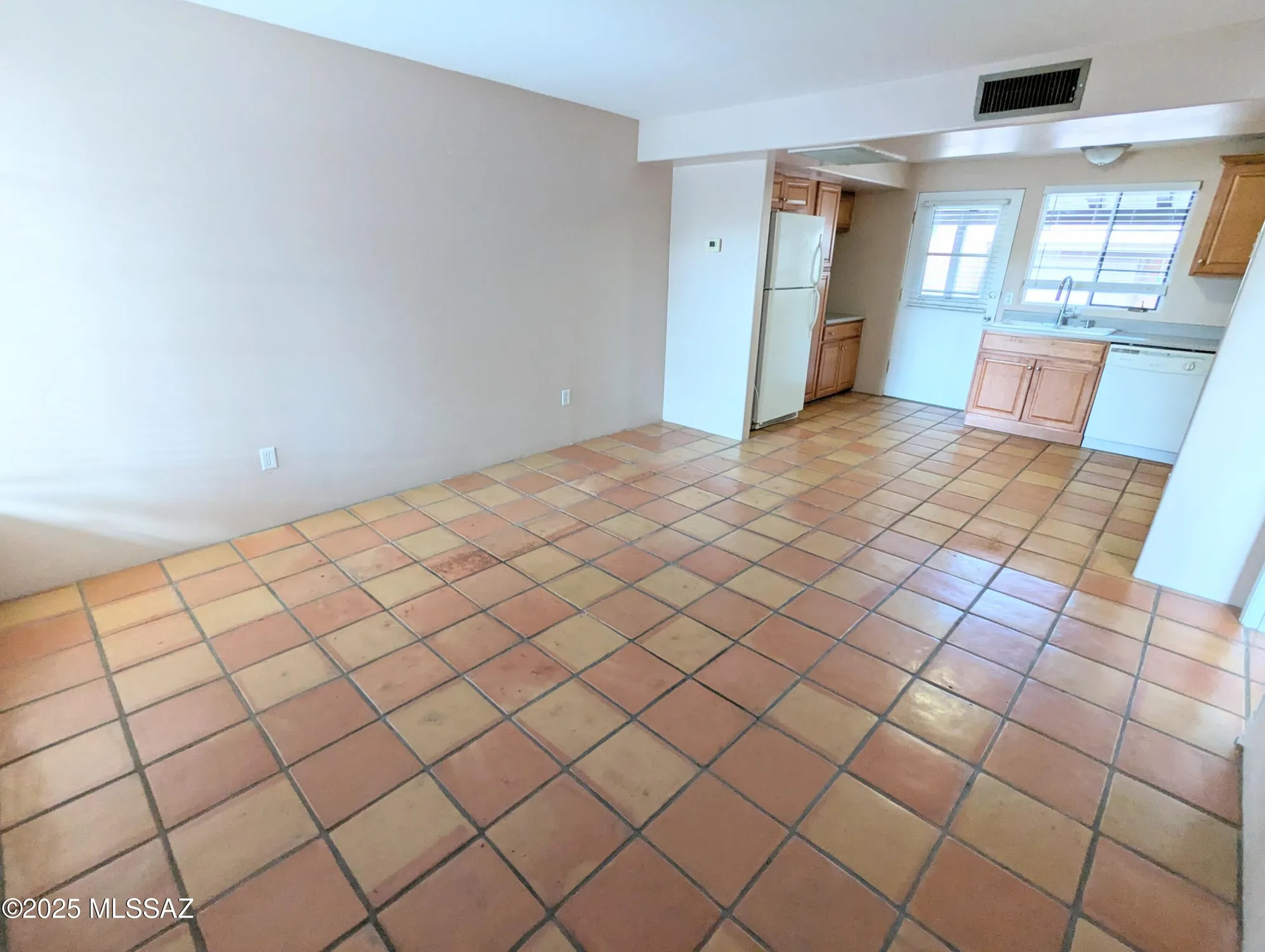 Property Slideshow image 5 of 28 | 515 s la canada dr c, Green Valley, AZ, 85614