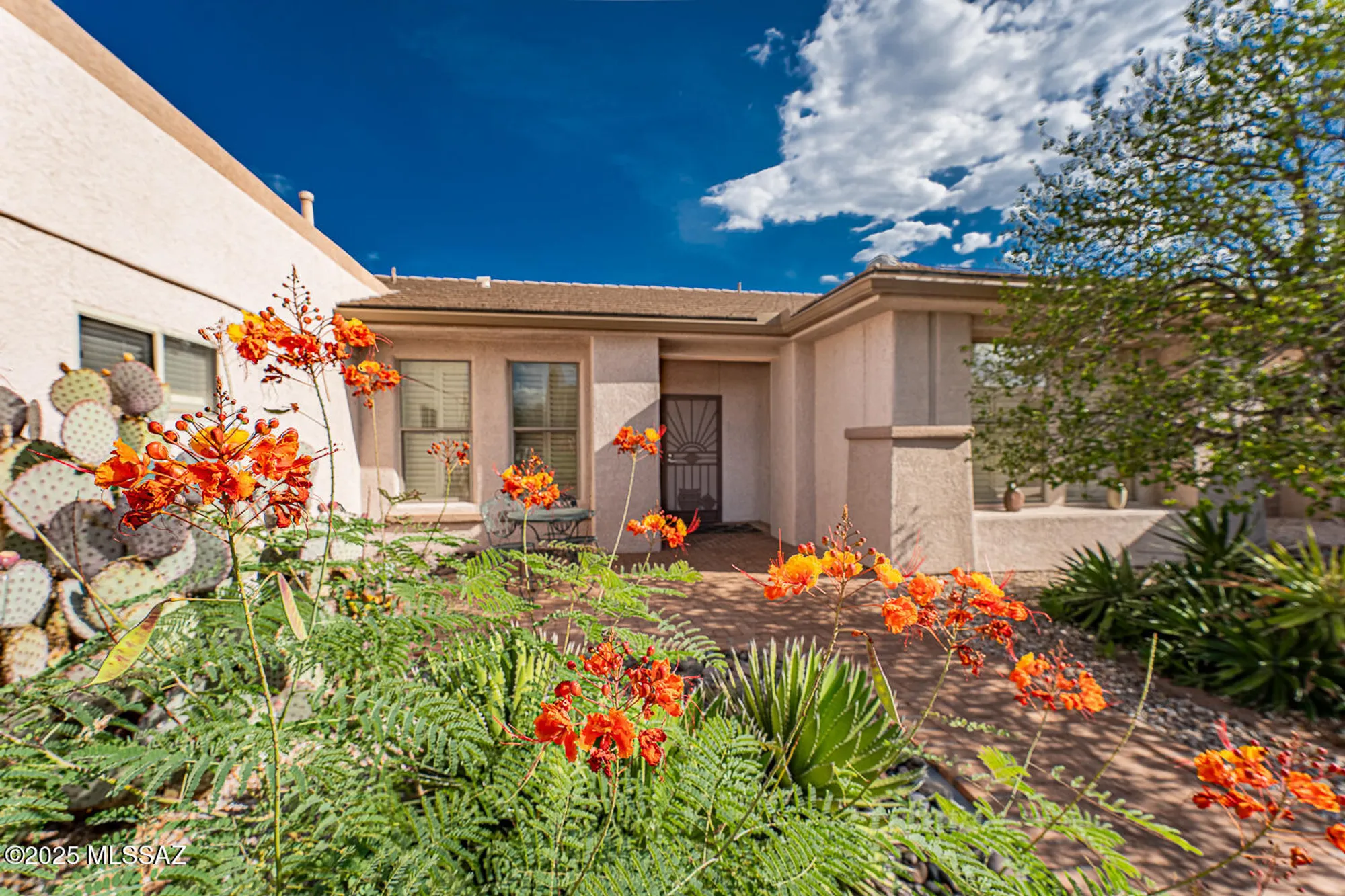Property Slideshow image 4 of 50 | 4691 s piccadilly dr, Green Valley, AZ, 85622