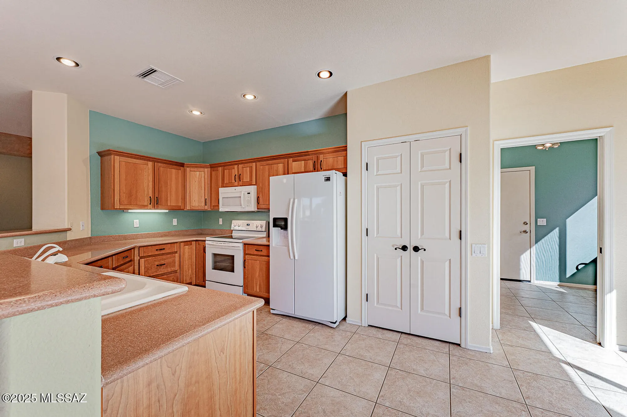Property Slideshow image 10 of 50 | 4691 s piccadilly dr, Green Valley, AZ, 85622