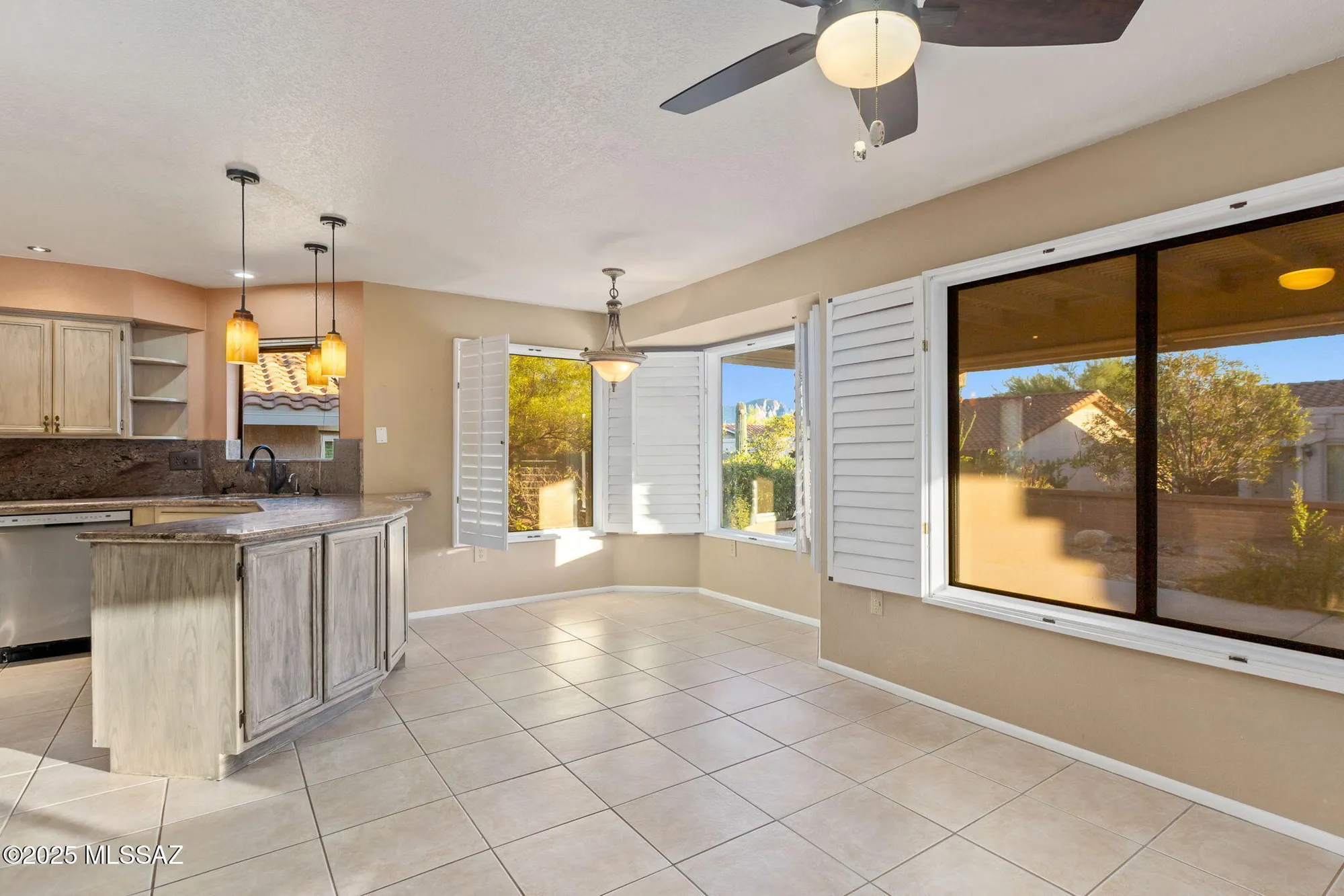 Property Slideshow image 12 of 50 | 14585 n chalk creek dr, Oro Valley, AZ, 85755
