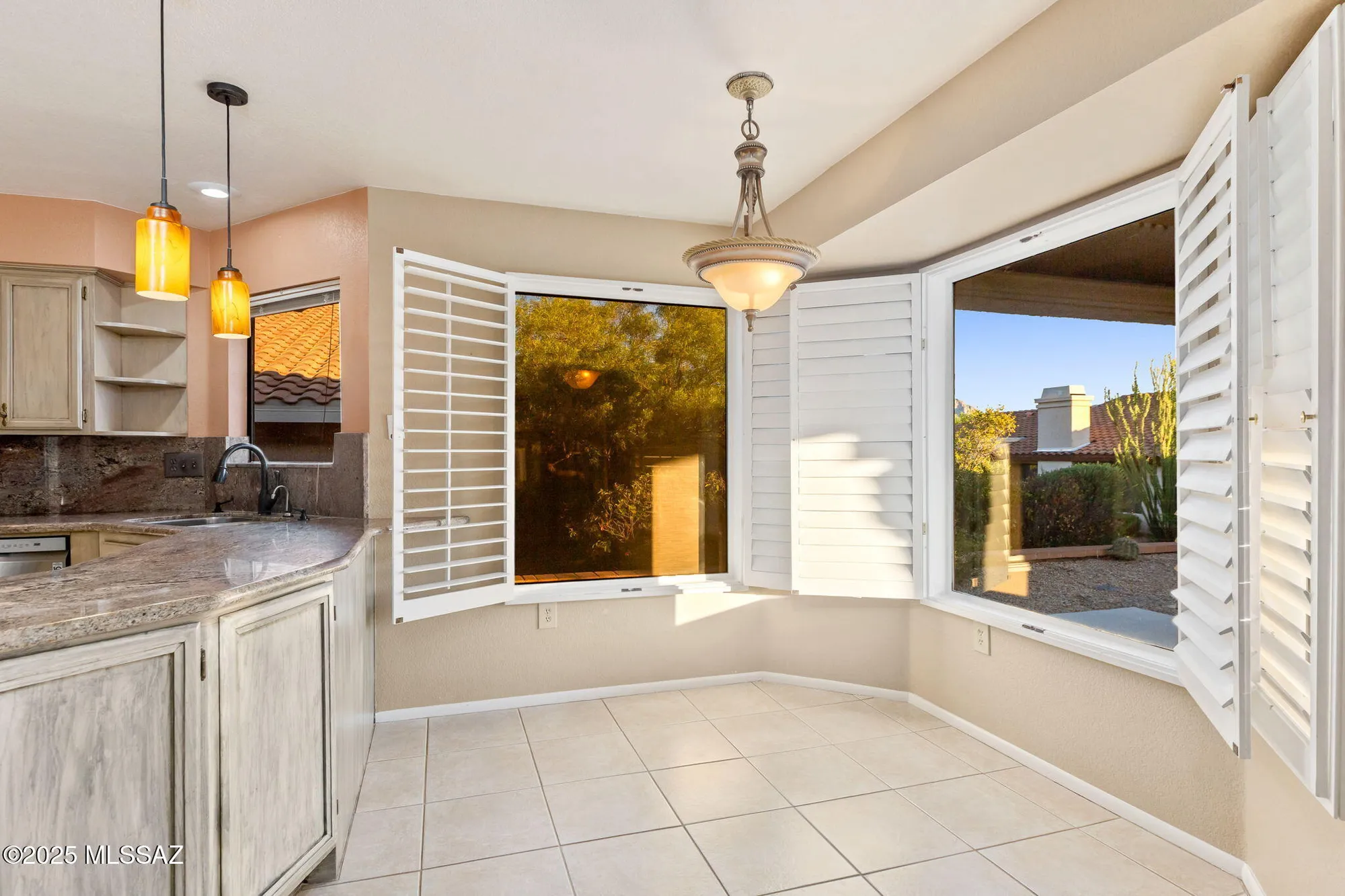 Property Slideshow image 14 of 50 | 14585 n chalk creek dr, Oro Valley, AZ, 85755