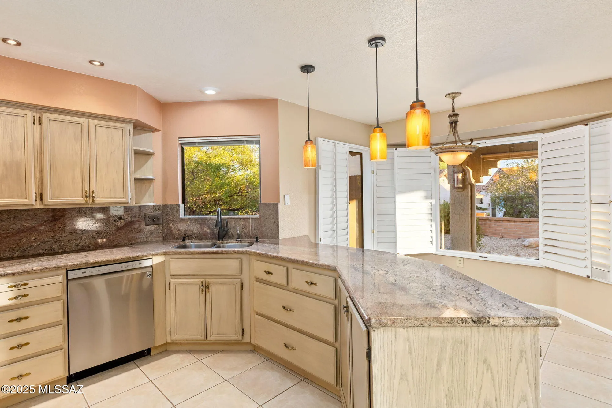 Property Slideshow image 16 of 50 | 14585 n chalk creek dr, Oro Valley, AZ, 85755