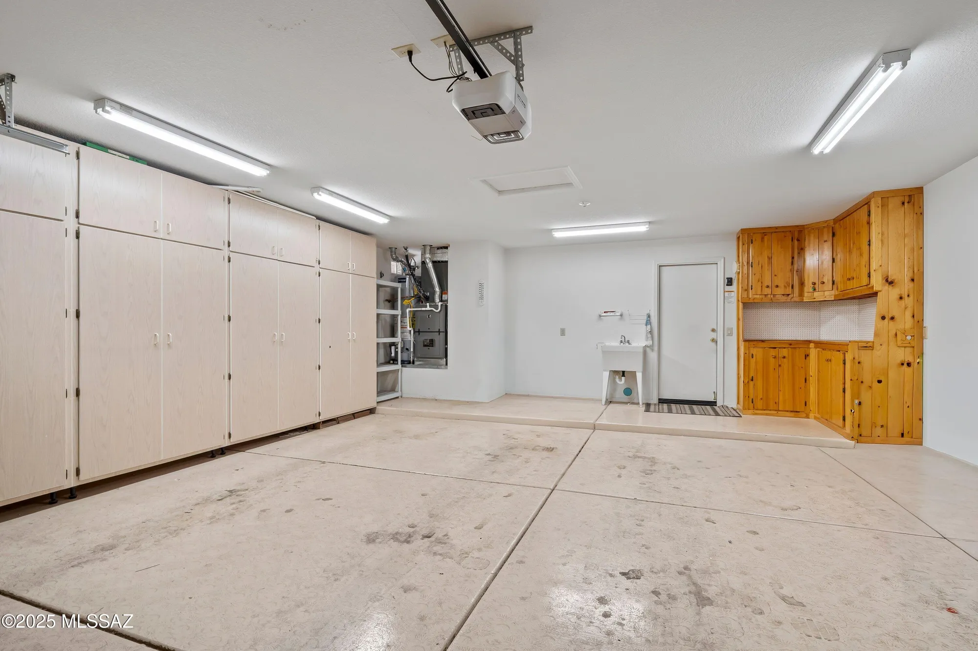 Property Slideshow image 21 of 30 | 62654 e flower ridge dr, Saddlebrooke, AZ, 85739
