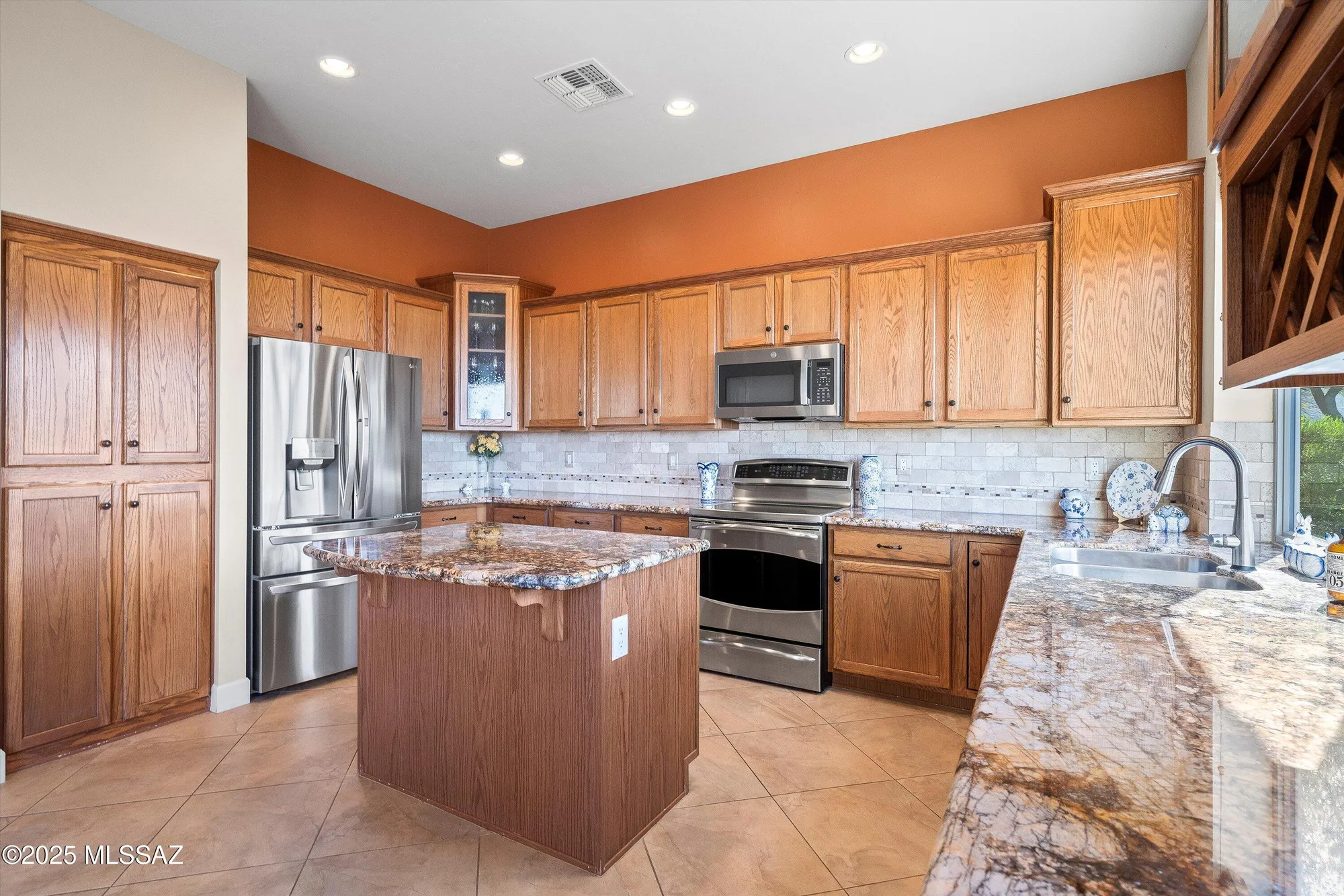 Property Slideshow image 13 of 35 | 63681 e vacation dr, Tucson, AZ, 85739