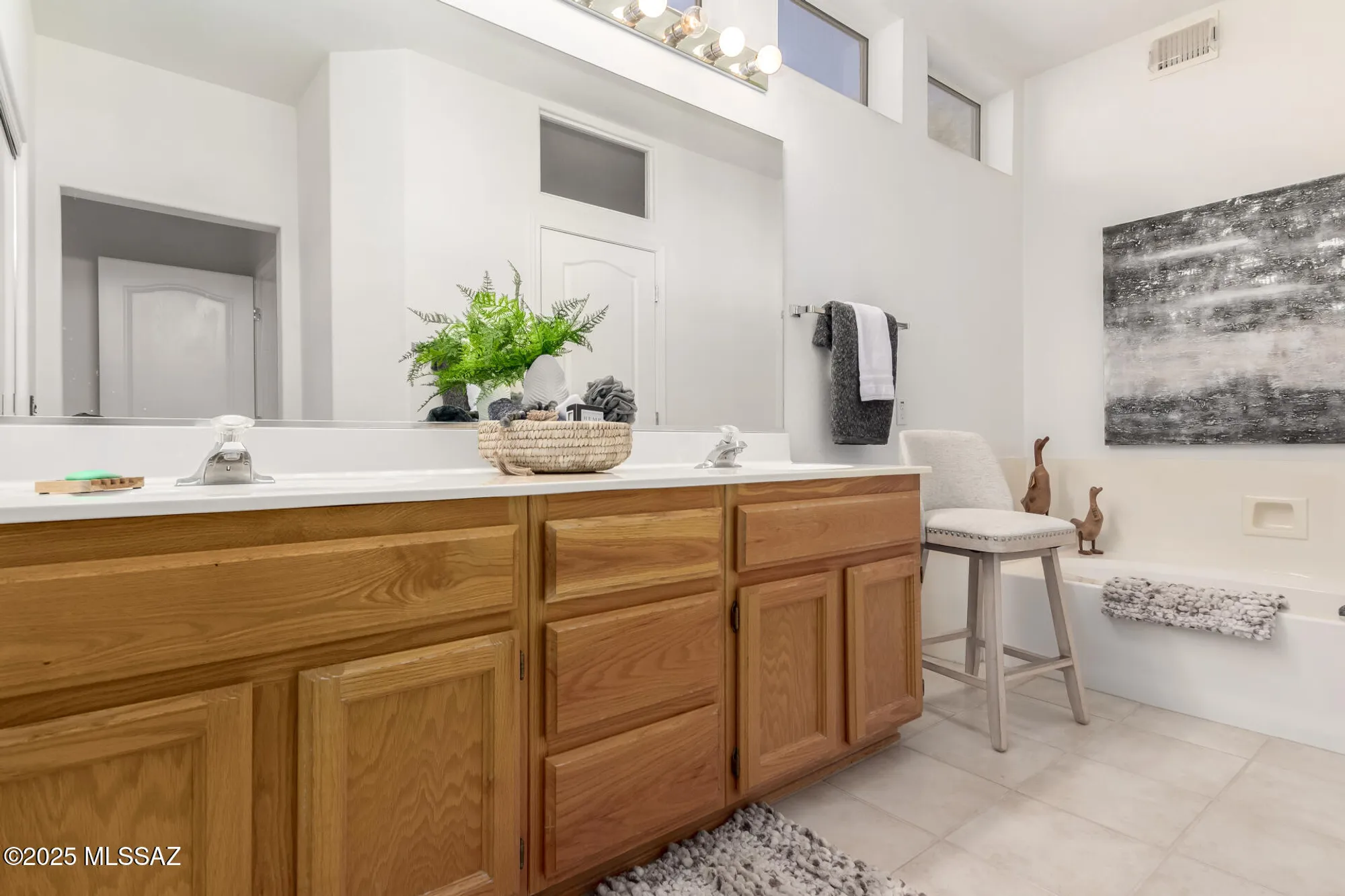 Property Slideshow image 12 of 22 | 2236 e romero canyon dr, Oro Valley, AZ, 85755