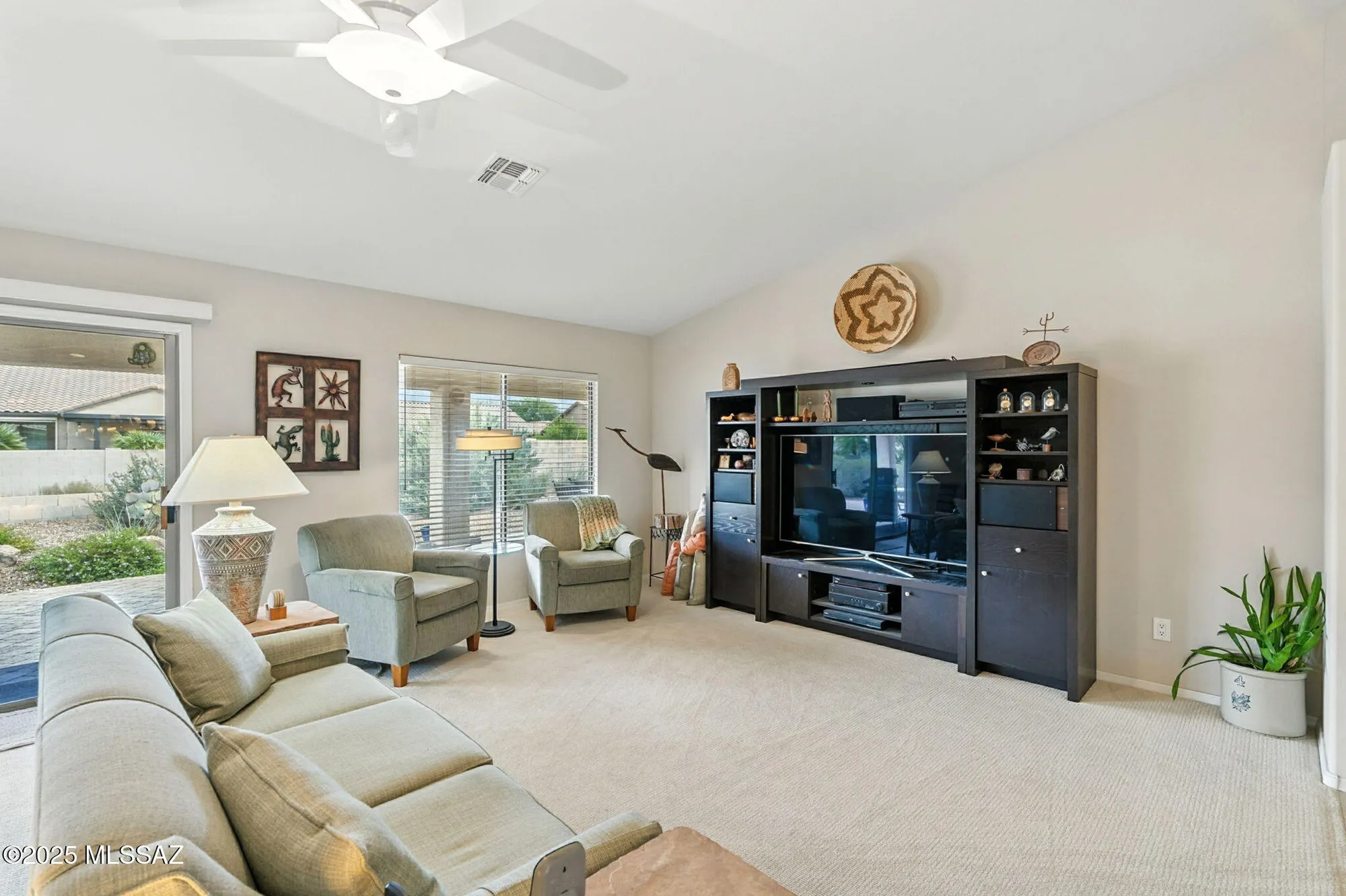 Property Slideshow image 9 of 38 | 39477 s moonwood dr, Tucson, AZ, 85739