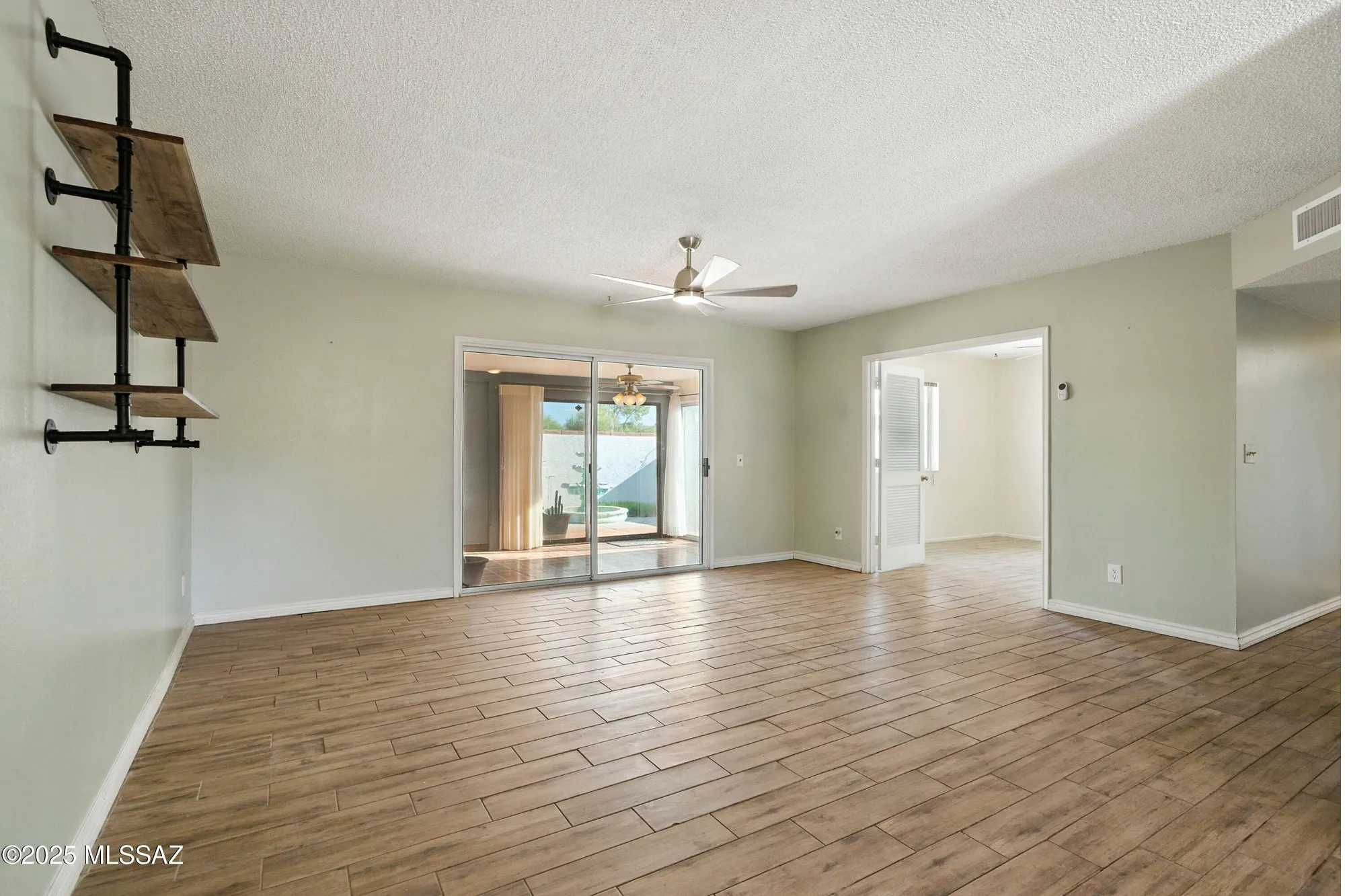 Property Slideshow image 14 of 36 | 146 e verde vis, Green Valley, AZ, 85614