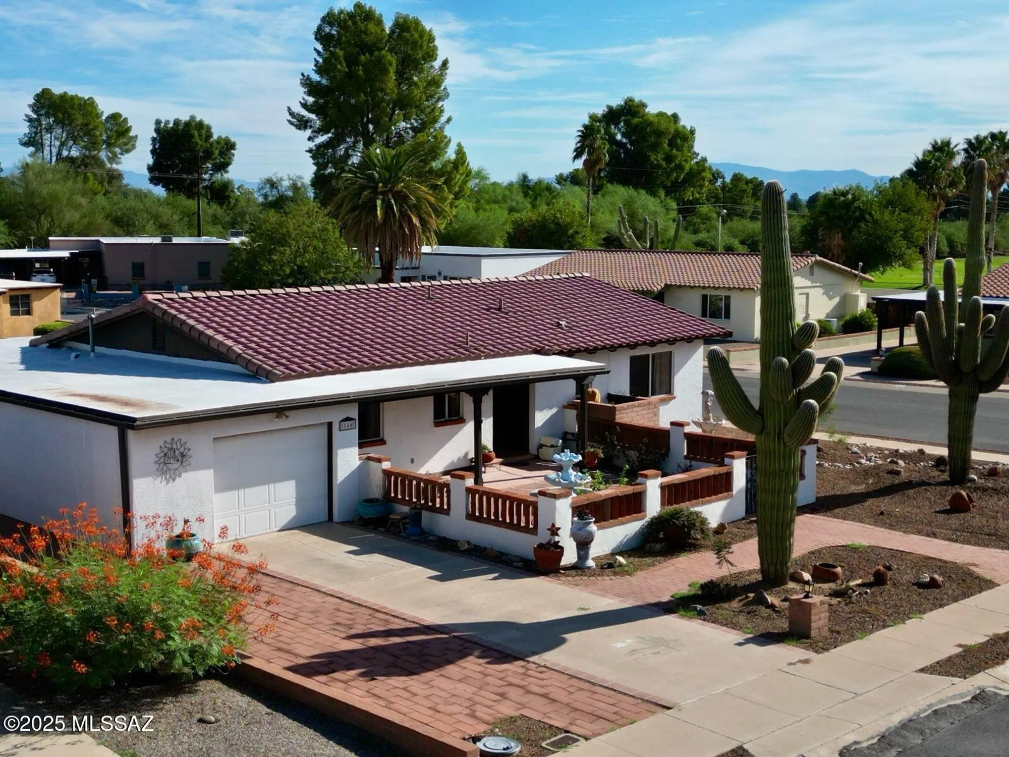 Property Slideshow image 2 of 36 | 146 e verde vis, Green Valley, AZ, 85614