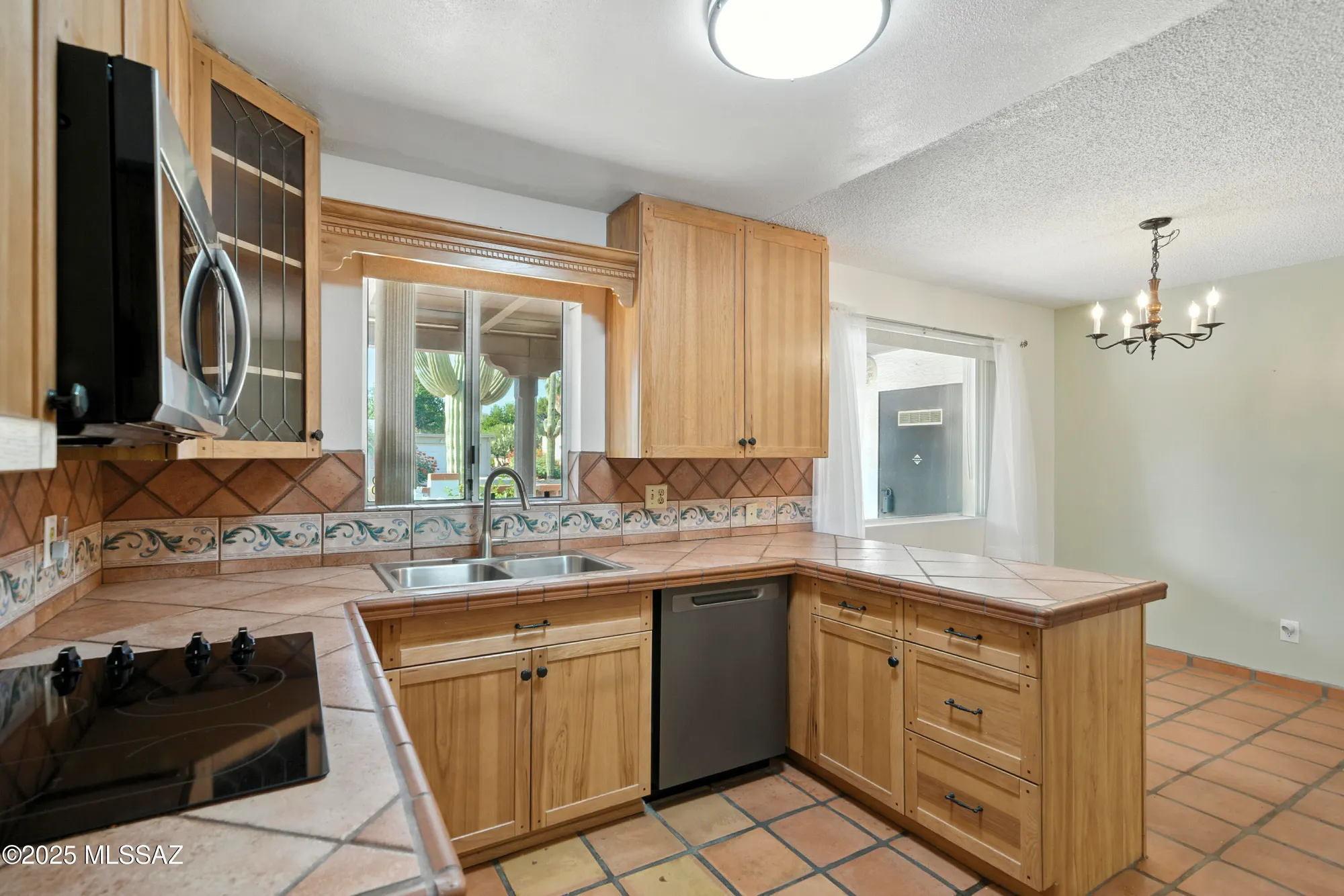 Property Slideshow image 6 of 36 | 146 e verde vis, Green Valley, AZ, 85614