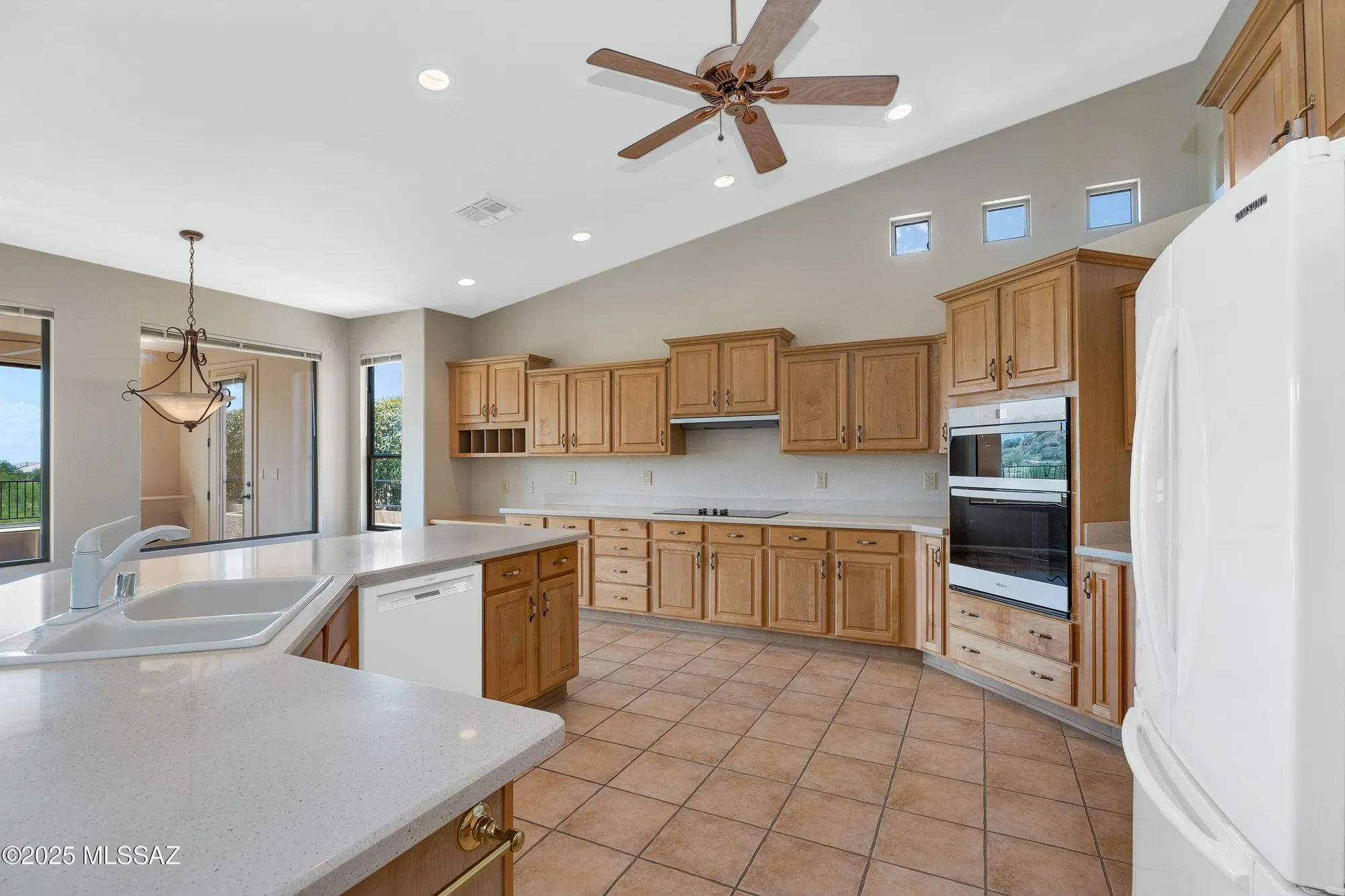 Property Slideshow image 18 of 50 | 62105 e valley crest ct, Saddlebrooke, AZ, 85739