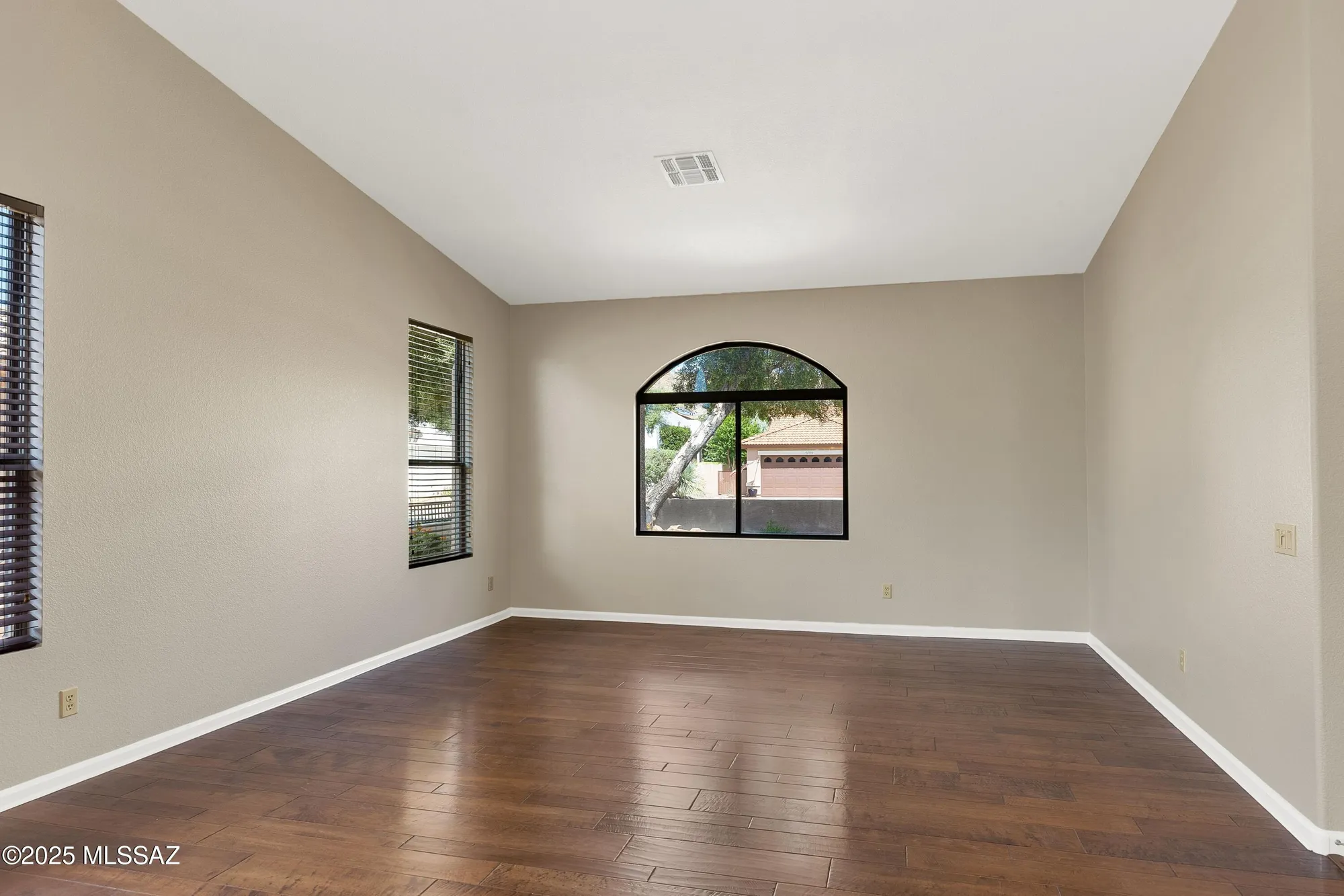 Property Slideshow image 10 of 50 | 62105 e valley crest ct, Saddlebrooke, AZ, 85739