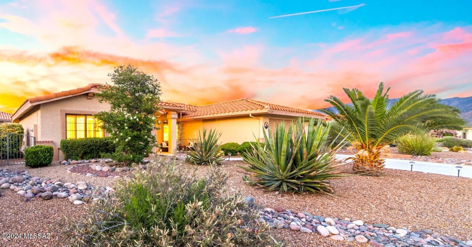 Property Slideshow image 1 of 43 | 1013 e boulder pass, Oro Valley, AZ, 85755