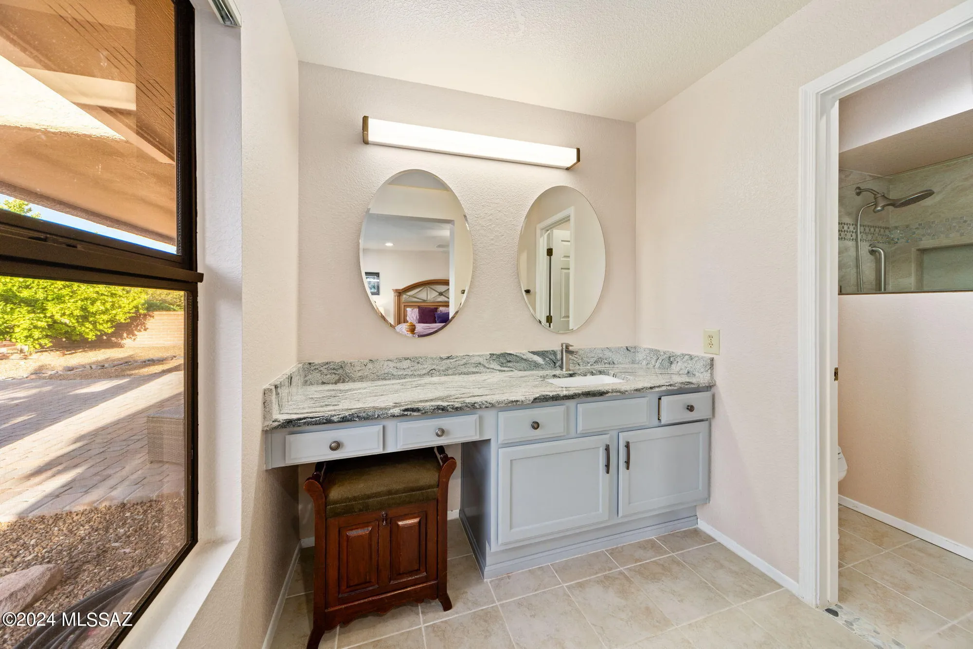 Property Slideshow image 14 of 43 | 1013 e boulder pass, Oro Valley, AZ, 85755