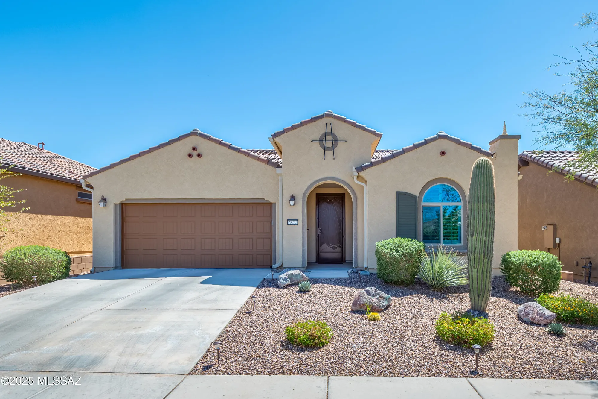 Property Slideshow image 1 of 23 | 6949 w tanner trl, Marana, AZ, 85658