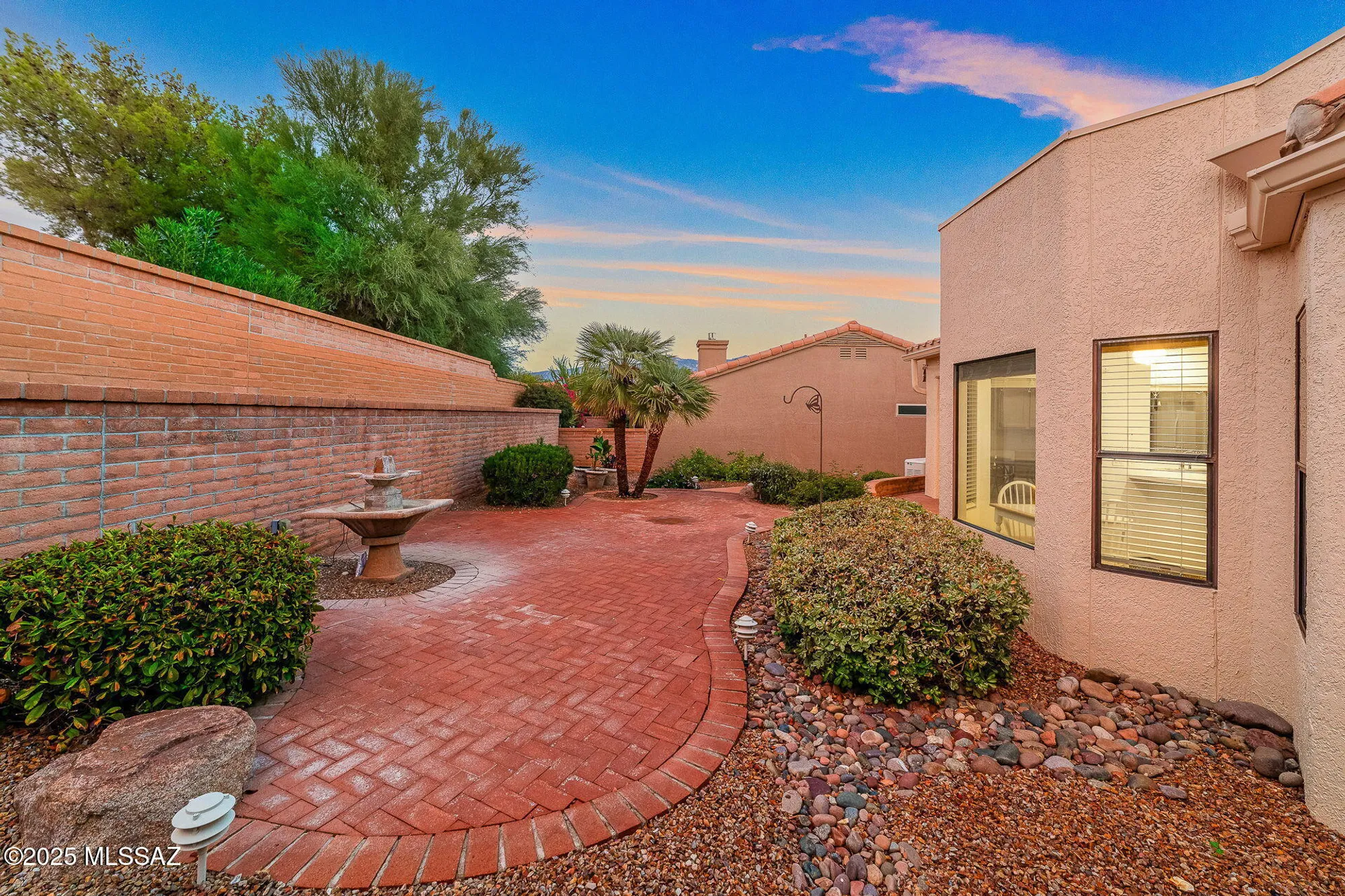 Property Slideshow image 34 of 50 | 1629 e broken bow way, Oro Valley, AZ, 85755