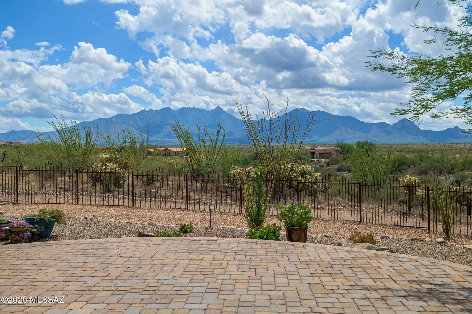 Property Slideshow image 3 of 50 | 362 e corte artura azul, Green Valley, AZ, 85614