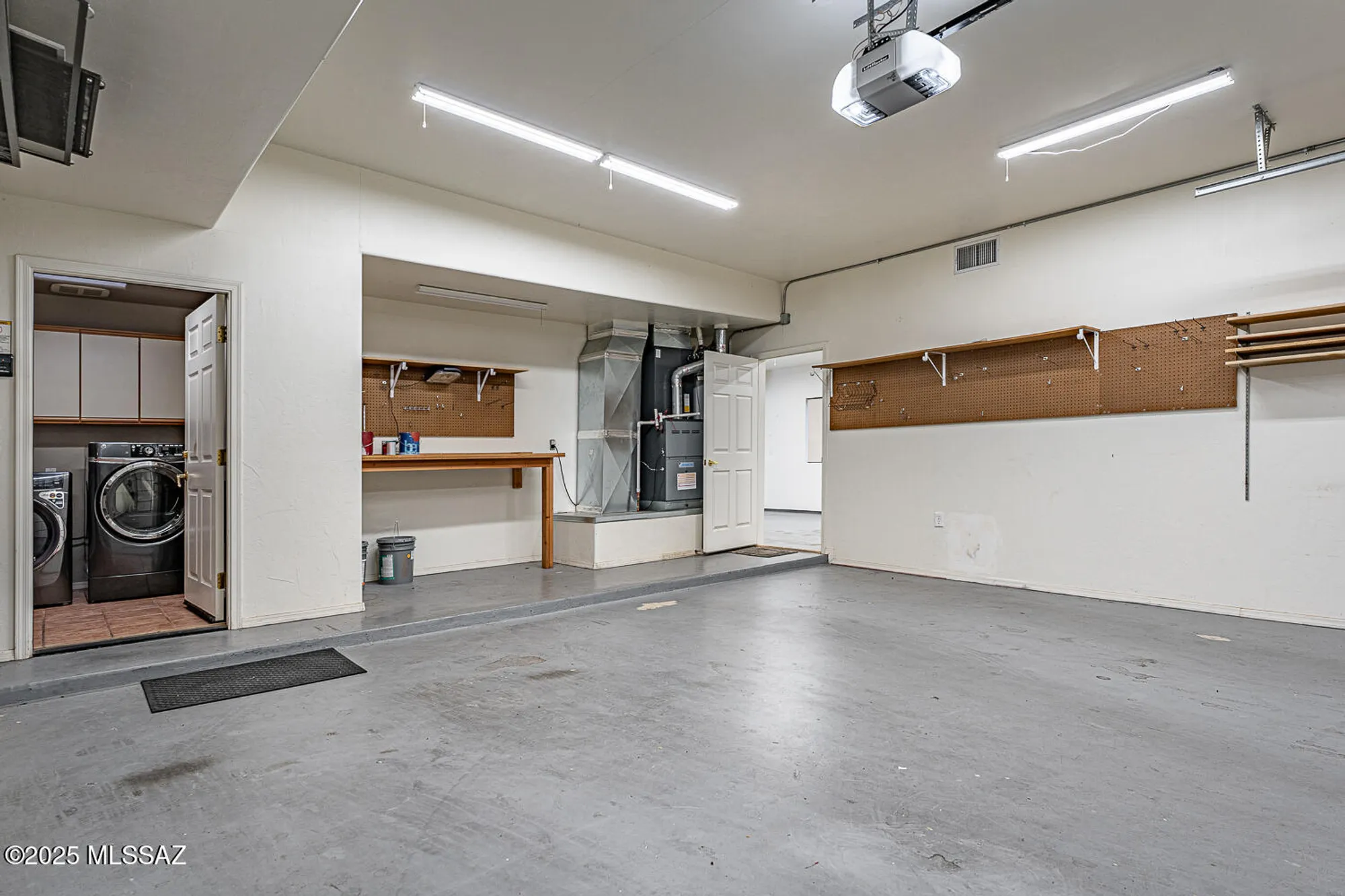 Property Slideshow image 41 of 51 | 682 e armor springs pl, Green Valley, AZ, 85614