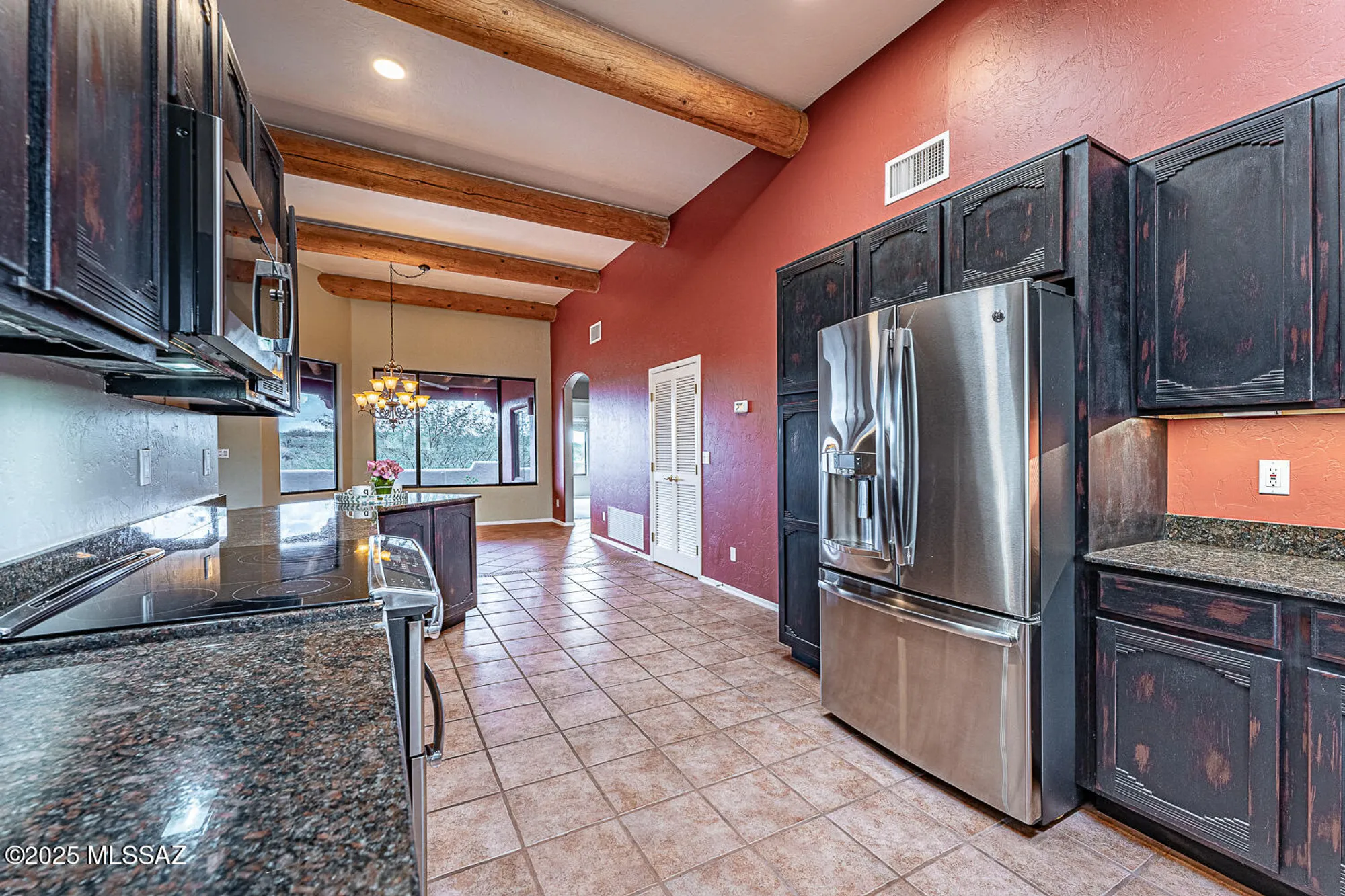 Property Slideshow image 20 of 51 | 682 e armor springs pl, Green Valley, AZ, 85614