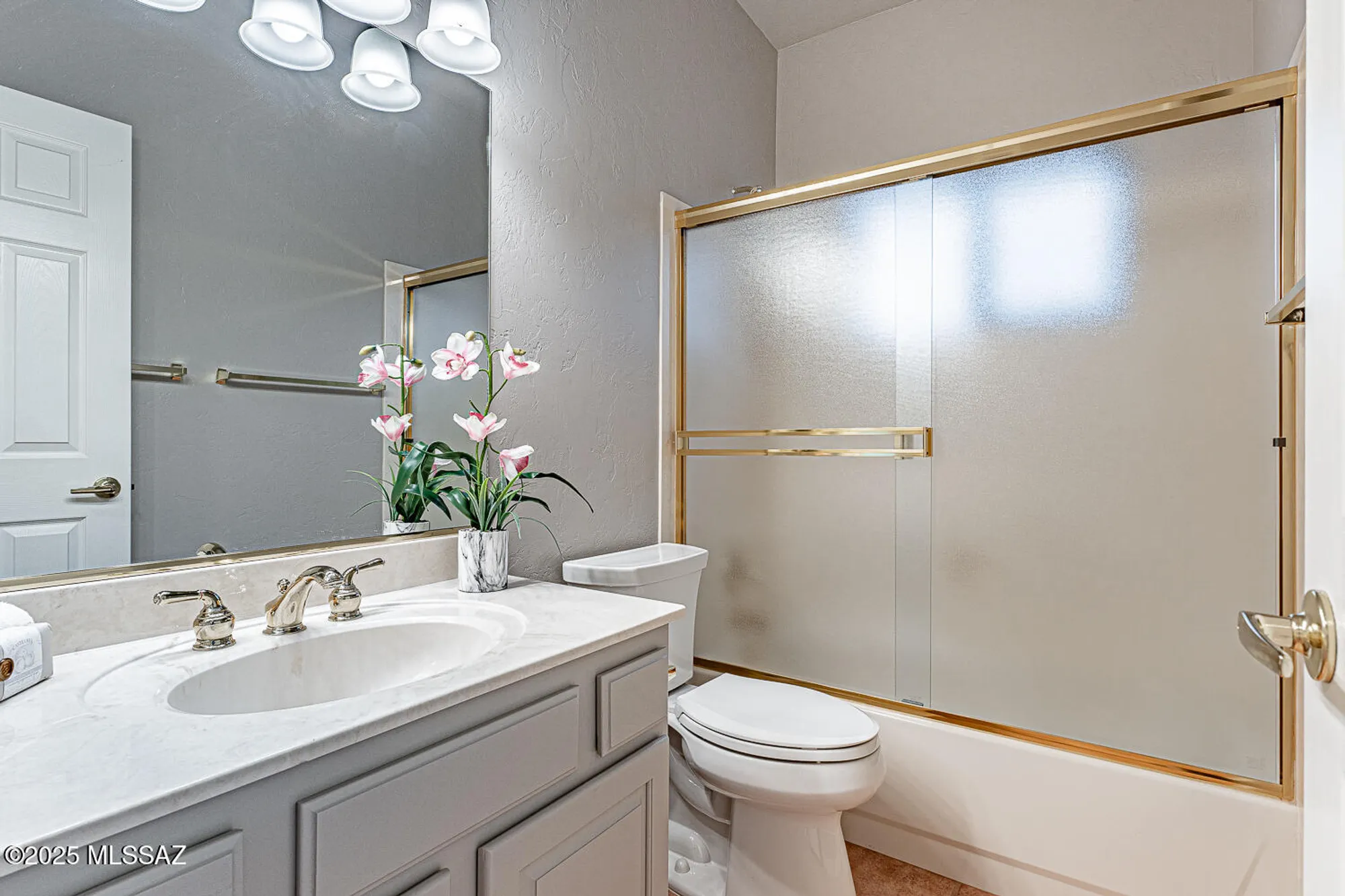 Property Slideshow image 39 of 51 | 682 e armor springs pl, Green Valley, AZ, 85614