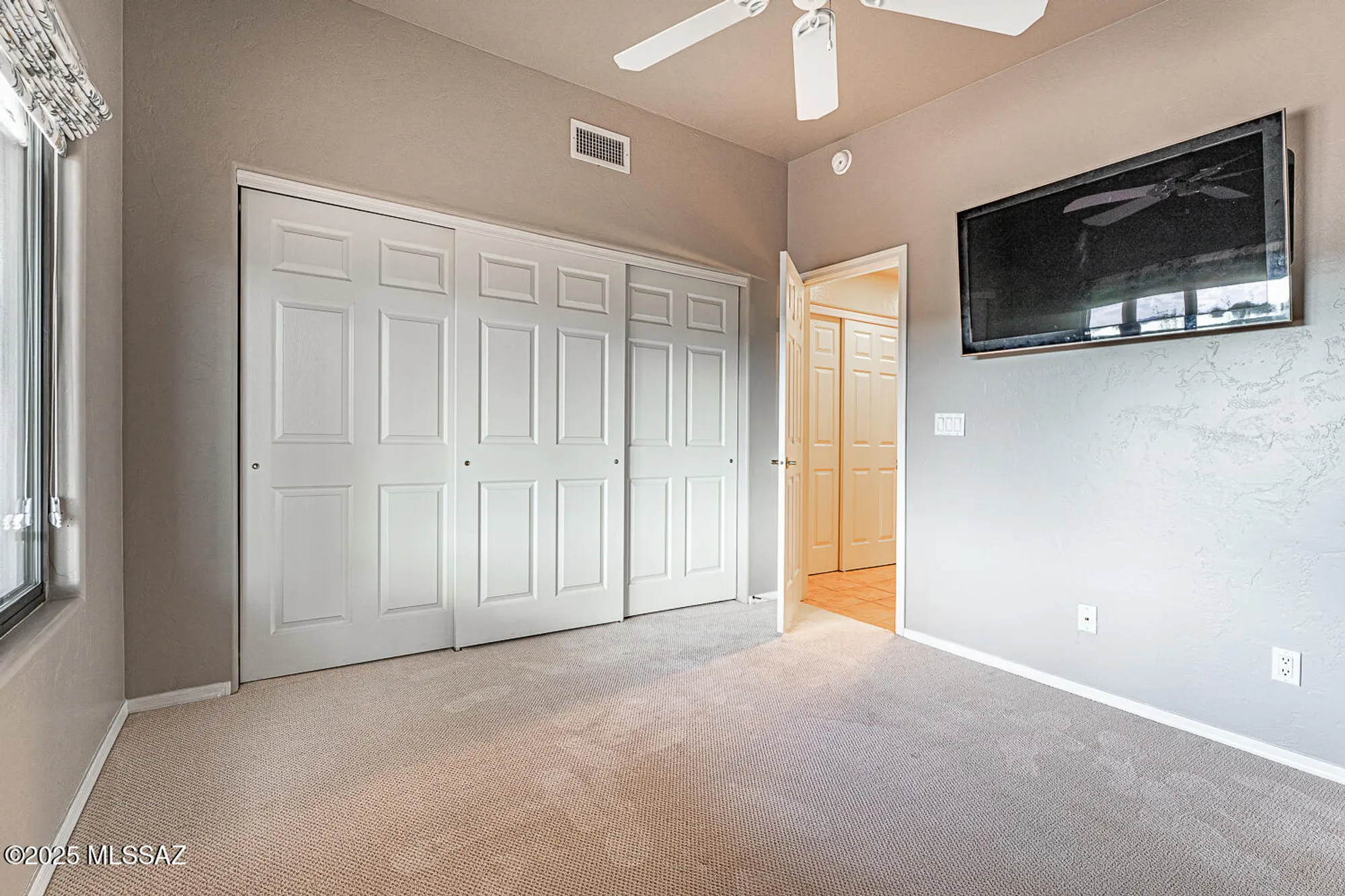 Property Slideshow image 38 of 51 | 682 e armor springs pl, Green Valley, AZ, 85614