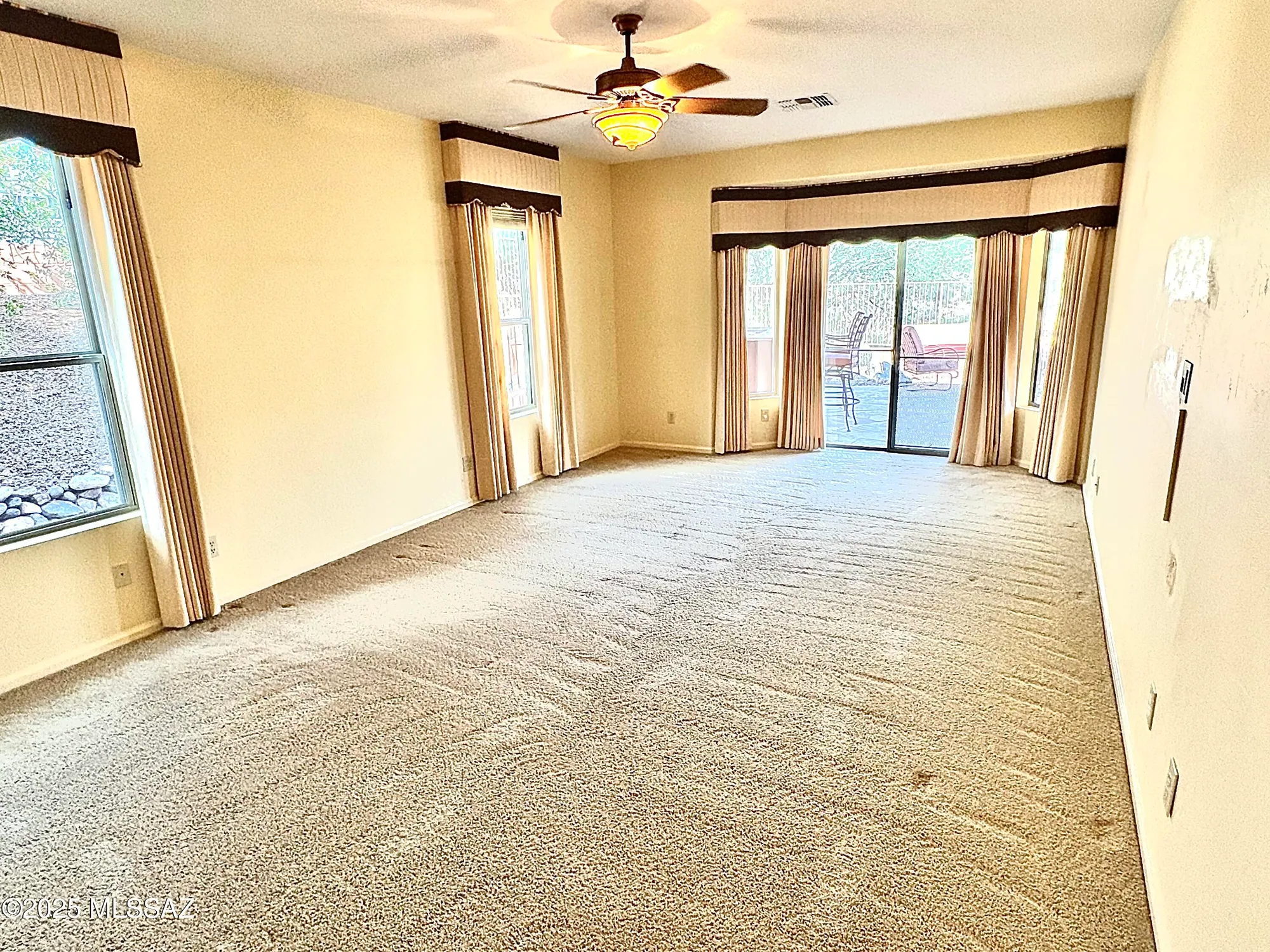 Property Slideshow image 20 of 46 | 37153 s desert sky ln, Saddlebrooke, AZ, 85739