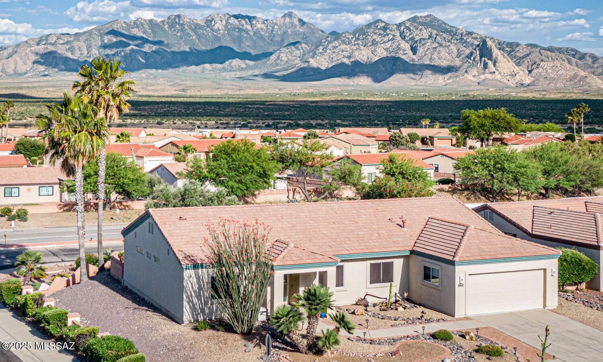 Property Slideshow image 1 of 47 | 4771 s tropicana dr, Green Valley, AZ, 85622