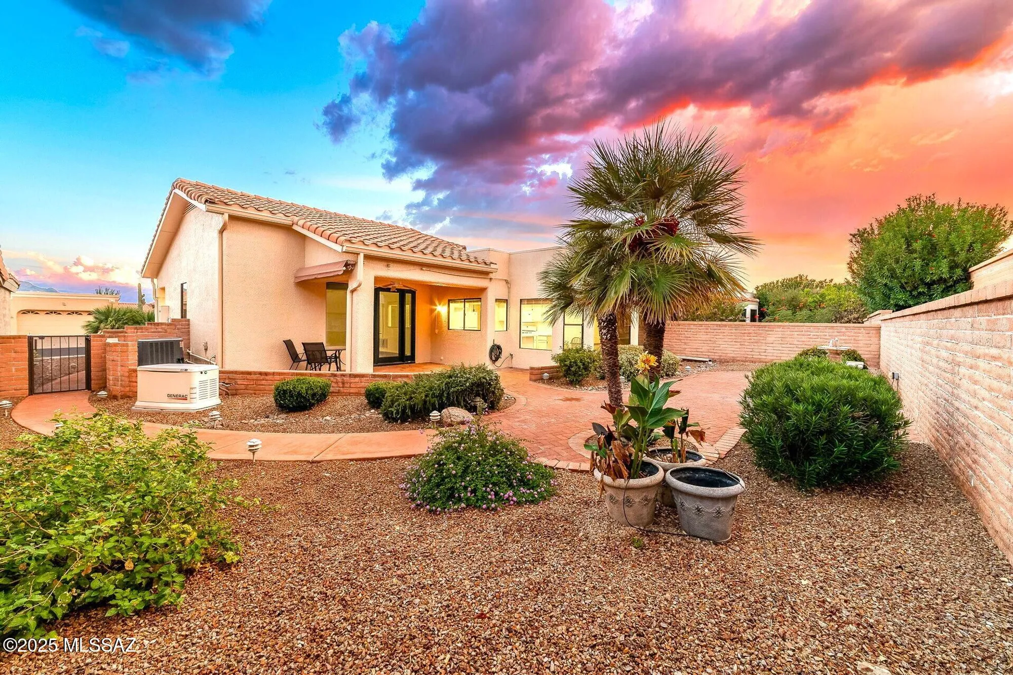 Property Slideshow image 1 of 50 | 1629 e broken bow way, Oro Valley, AZ, 85755