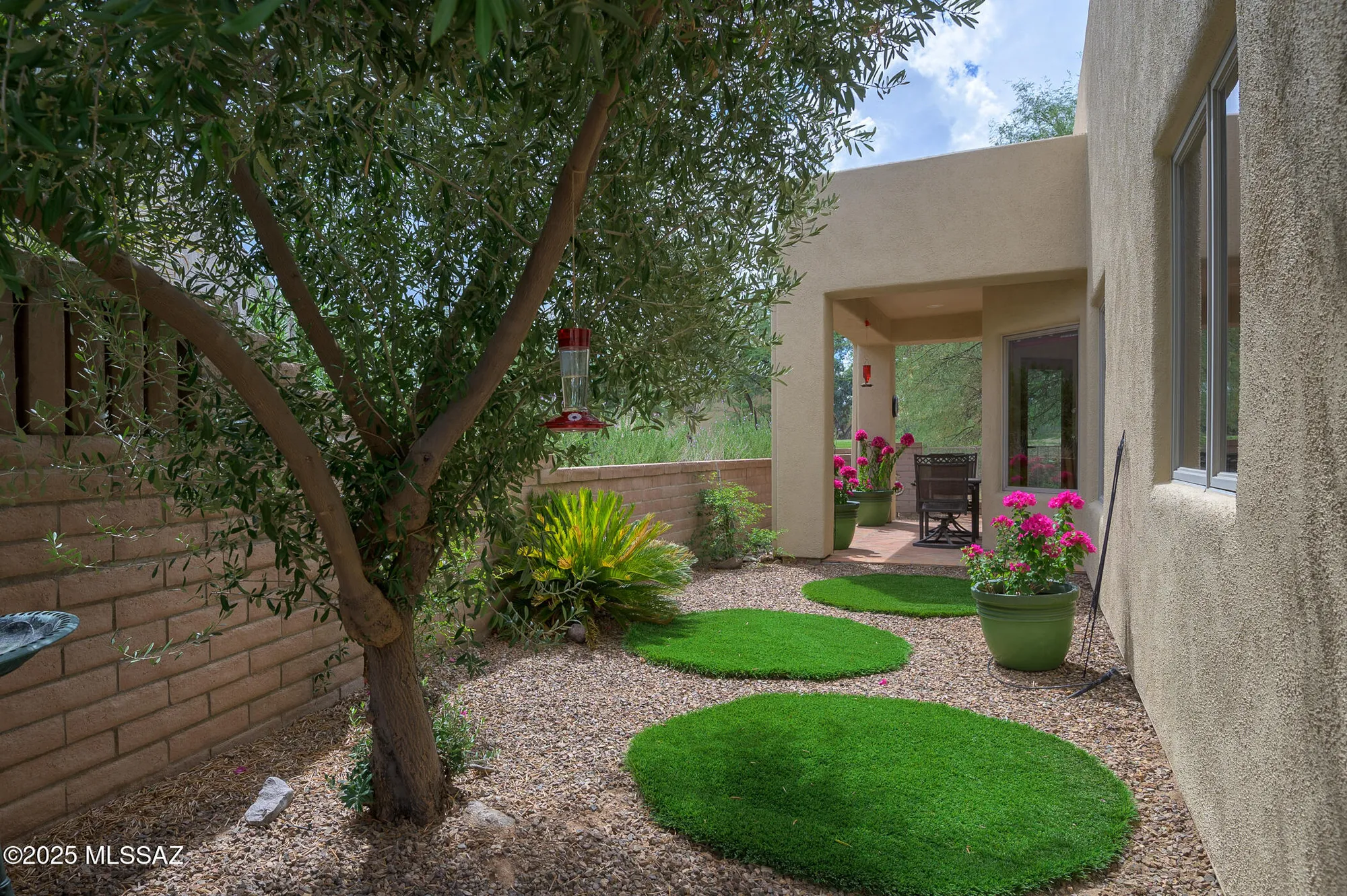 Property Slideshow image 4 of 23 | 835 w waterview dr, Green Valley, AZ, 85614