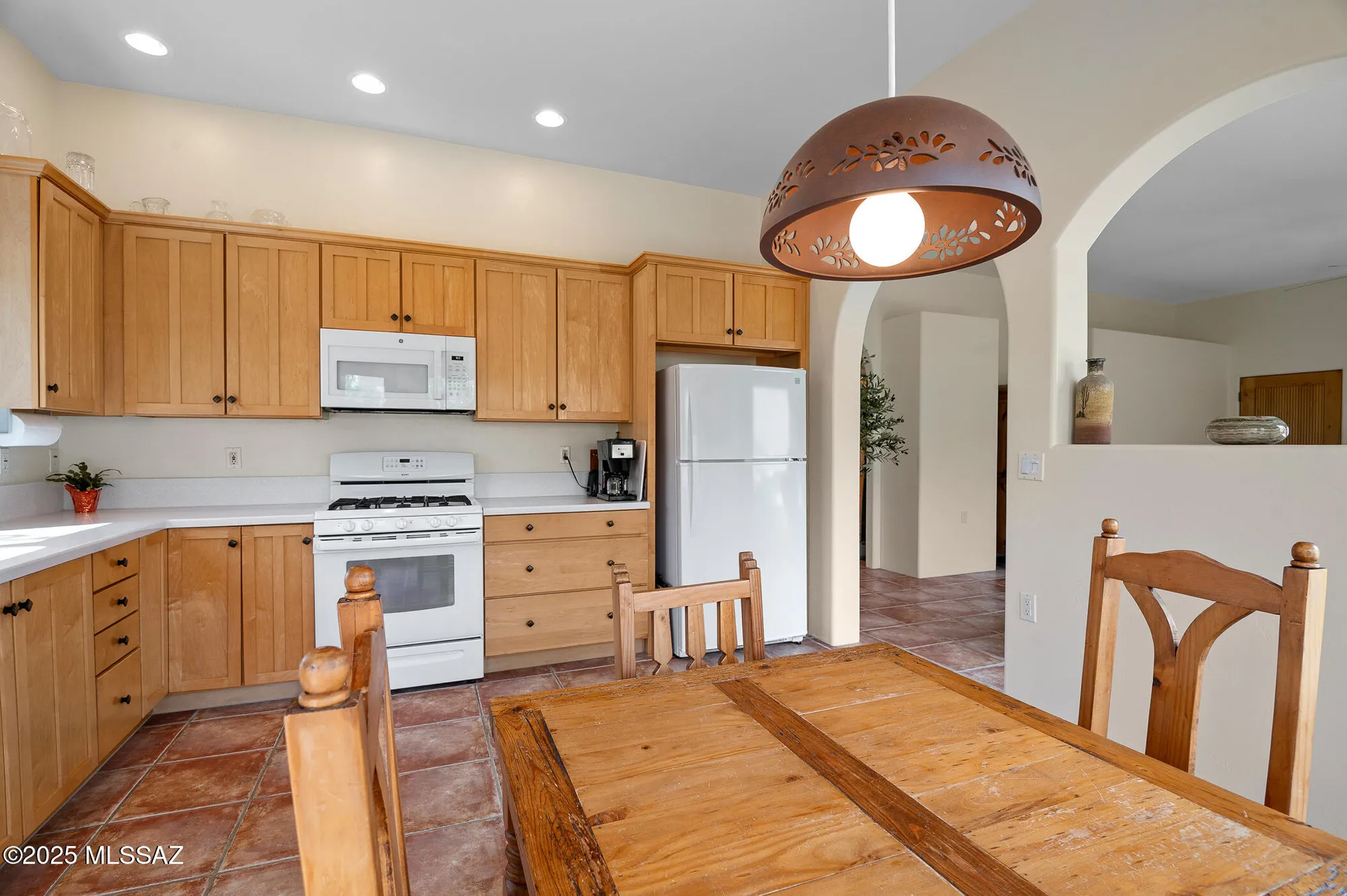 Property Slideshow image 12 of 23 | 835 w waterview dr, Green Valley, AZ, 85614