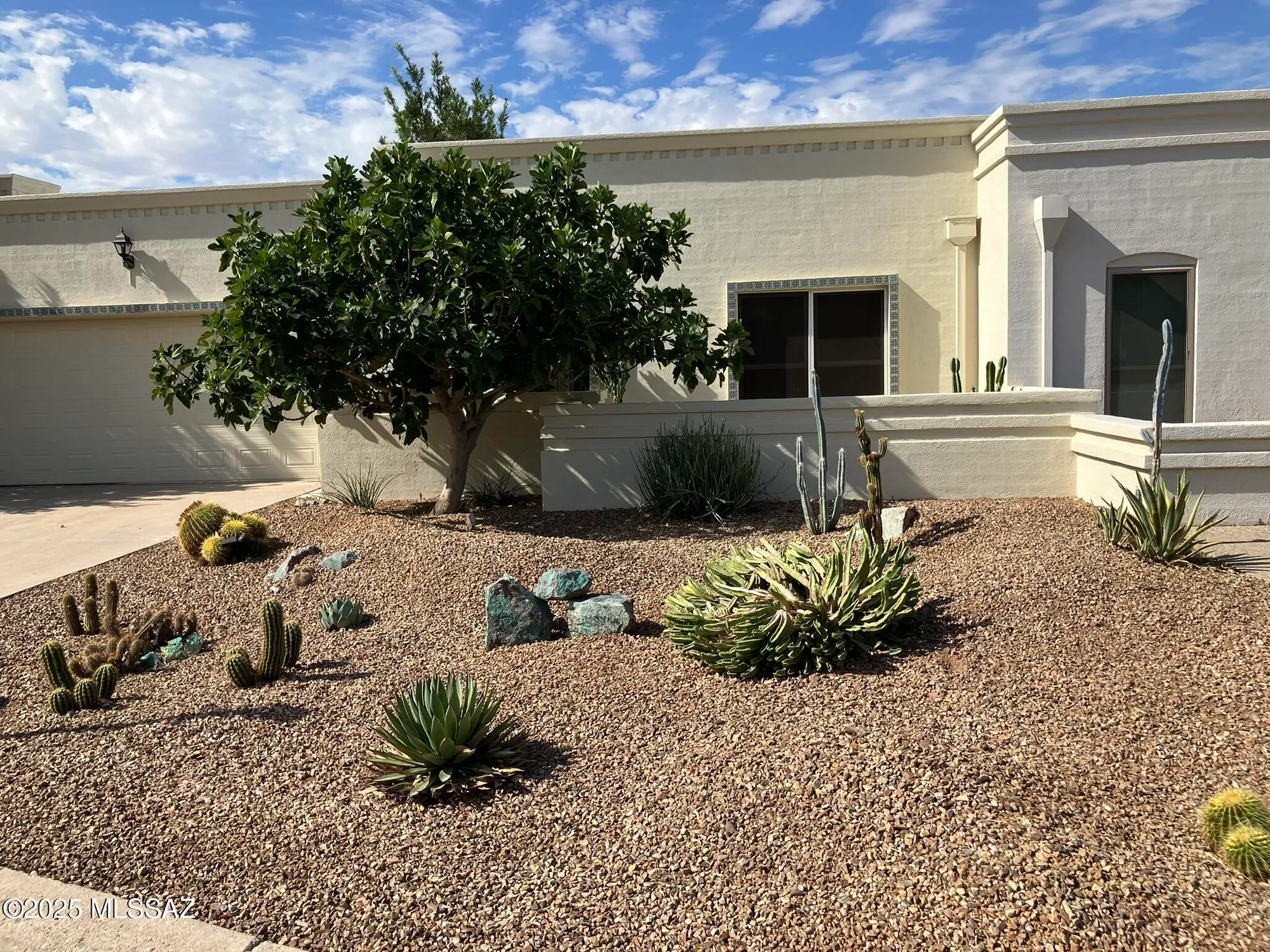 Property Slideshow image 1 of 50 | 2757 w casas dr, Tucson, AZ, 85742