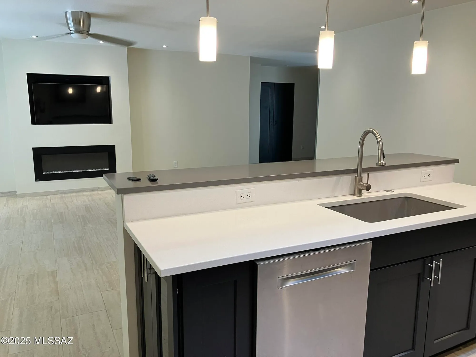 Property Slideshow image 15 of 50 | 2757 w casas dr, Tucson, AZ, 85742