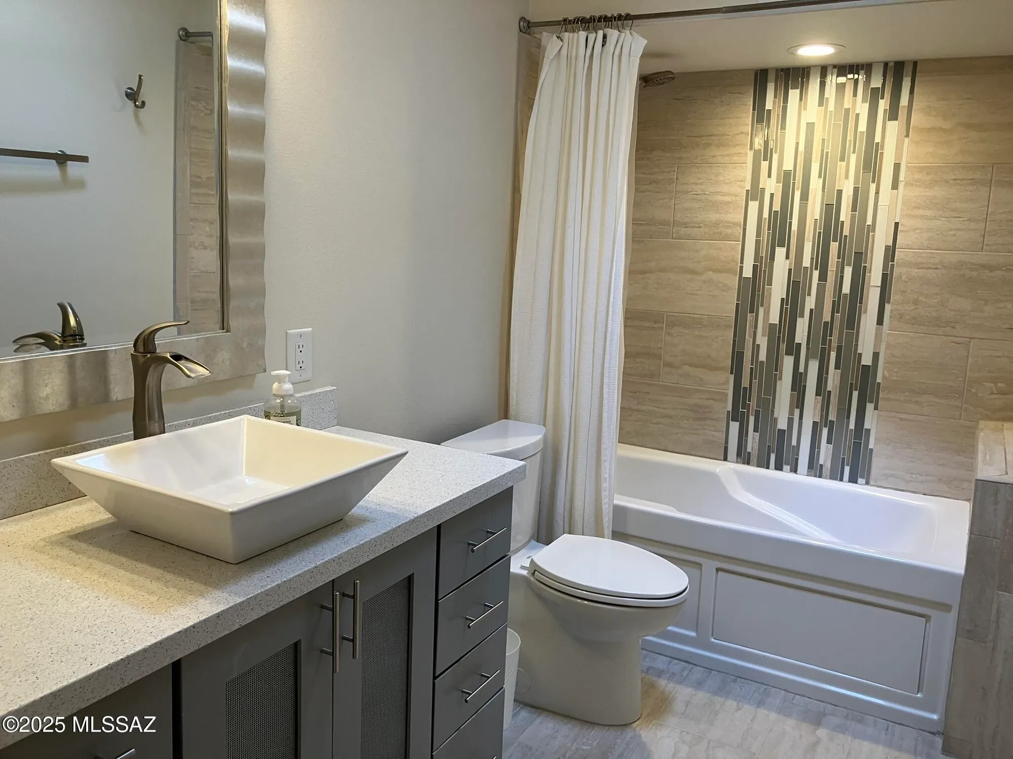 Property Slideshow image 28 of 50 | 2757 w casas dr, Tucson, AZ, 85742