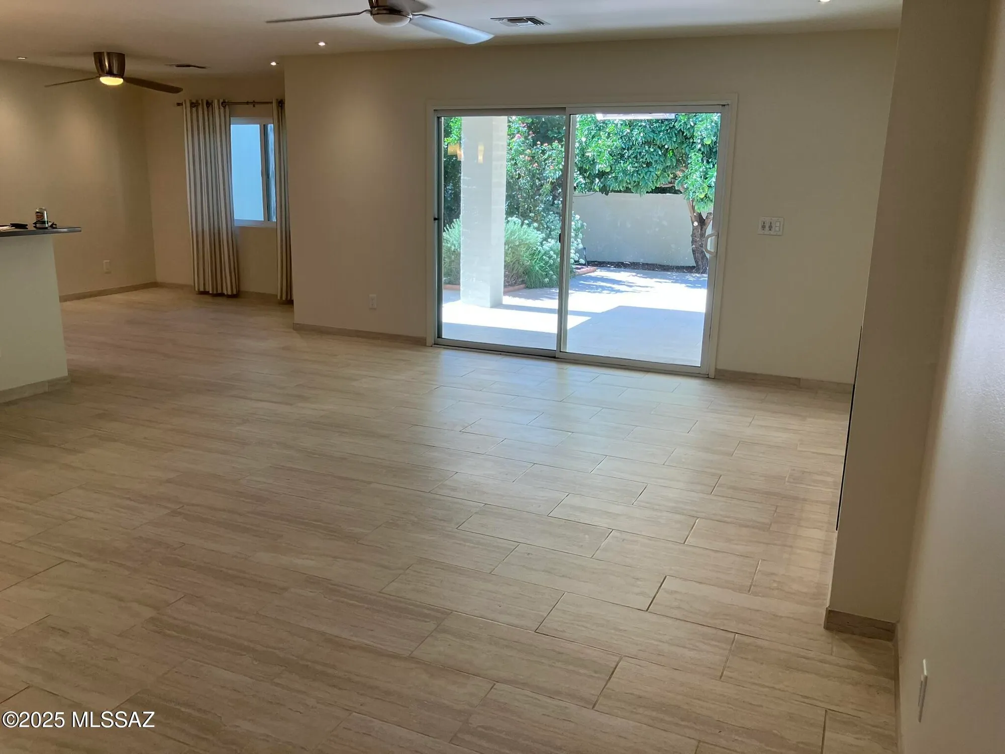 Property Slideshow image 17 of 50 | 2757 w casas dr, Tucson, AZ, 85742