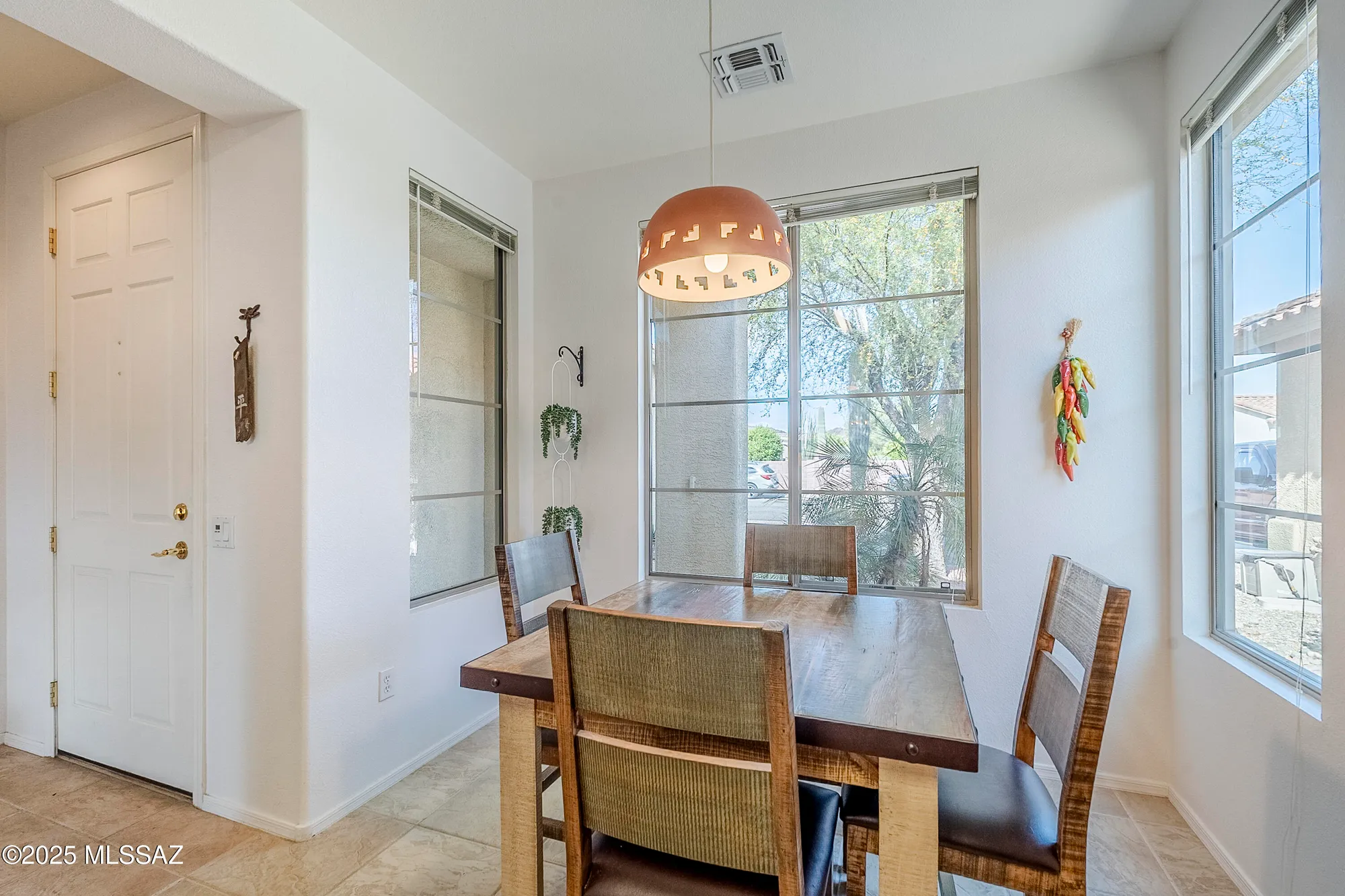 Property Slideshow image 11 of 32 | 9326 n desert mist ln, Tucson, AZ, 85743