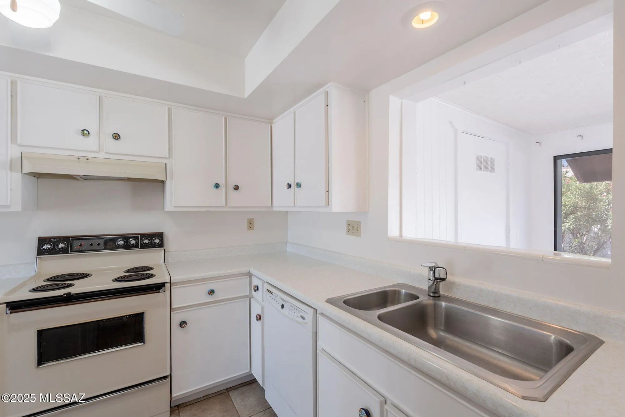 Property Slideshow image 13 of 51 | 55 n los pinos, Green Valley, AZ, 85614