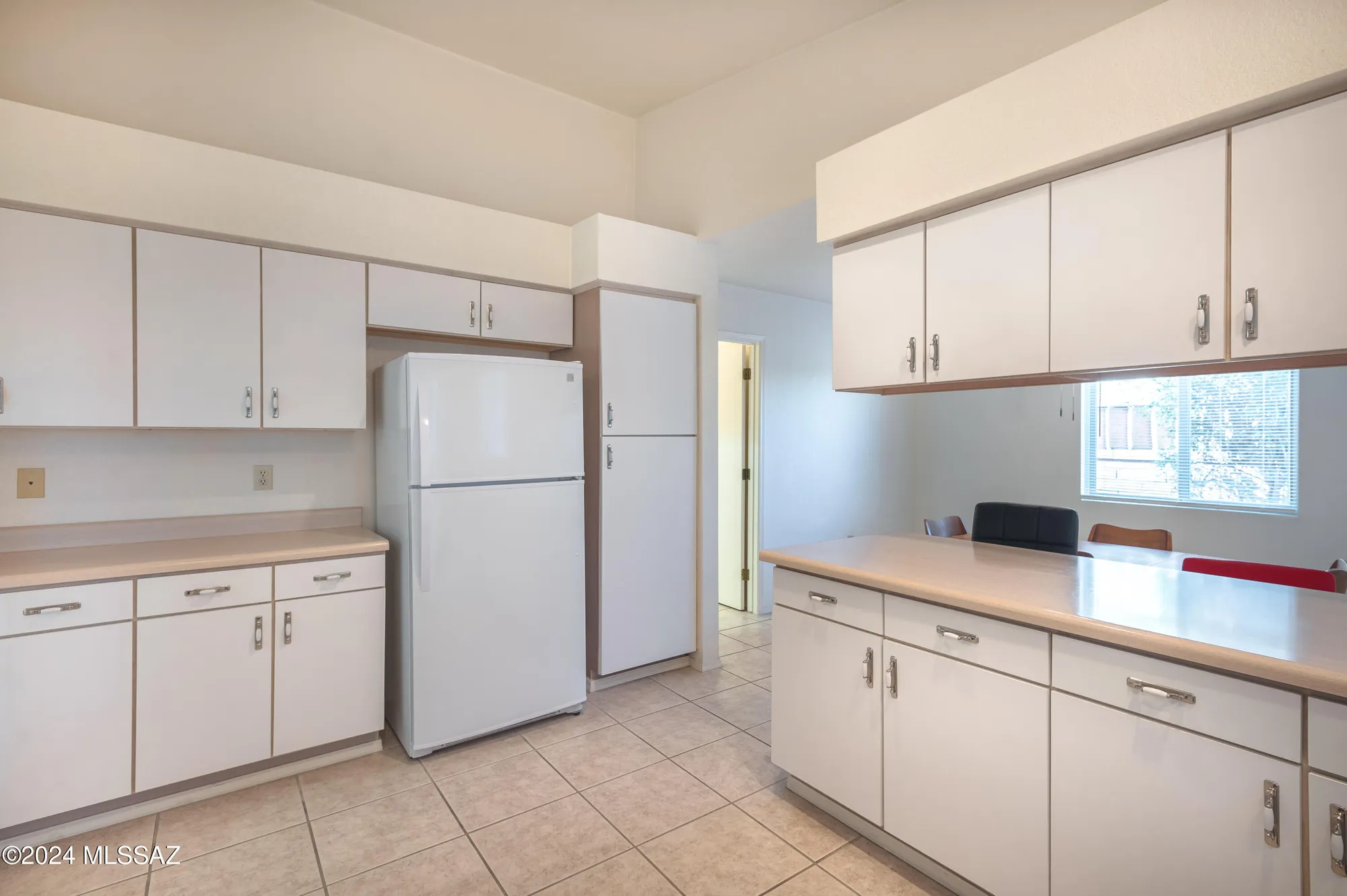 Property Slideshow image 8 of 21 | 1739 w circulo de la pinata, Green Valley, AZ, 85622