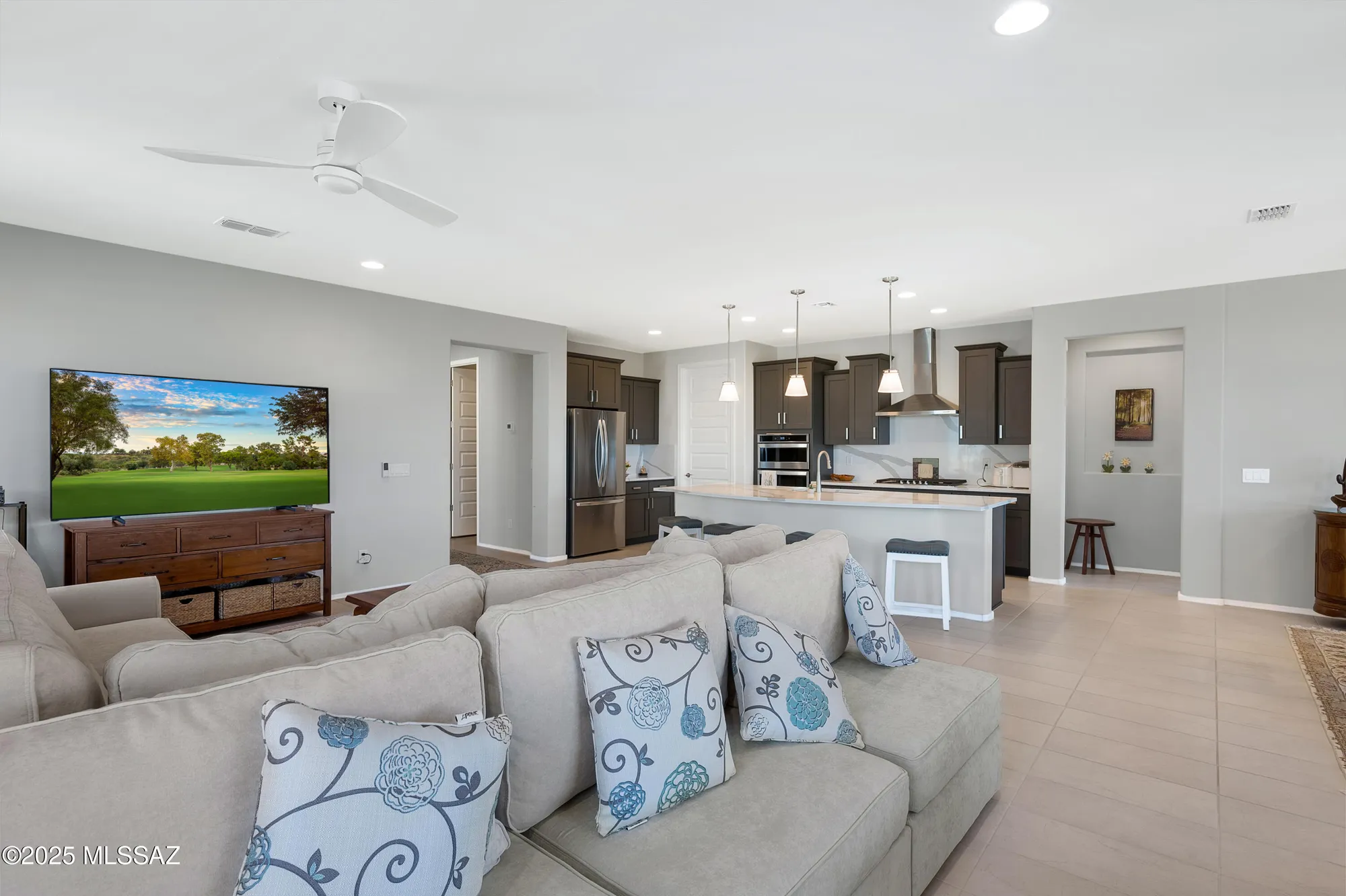 Property Slideshow image 13 of 35 | 6809 w cape royal pl, Marana, AZ, 85658