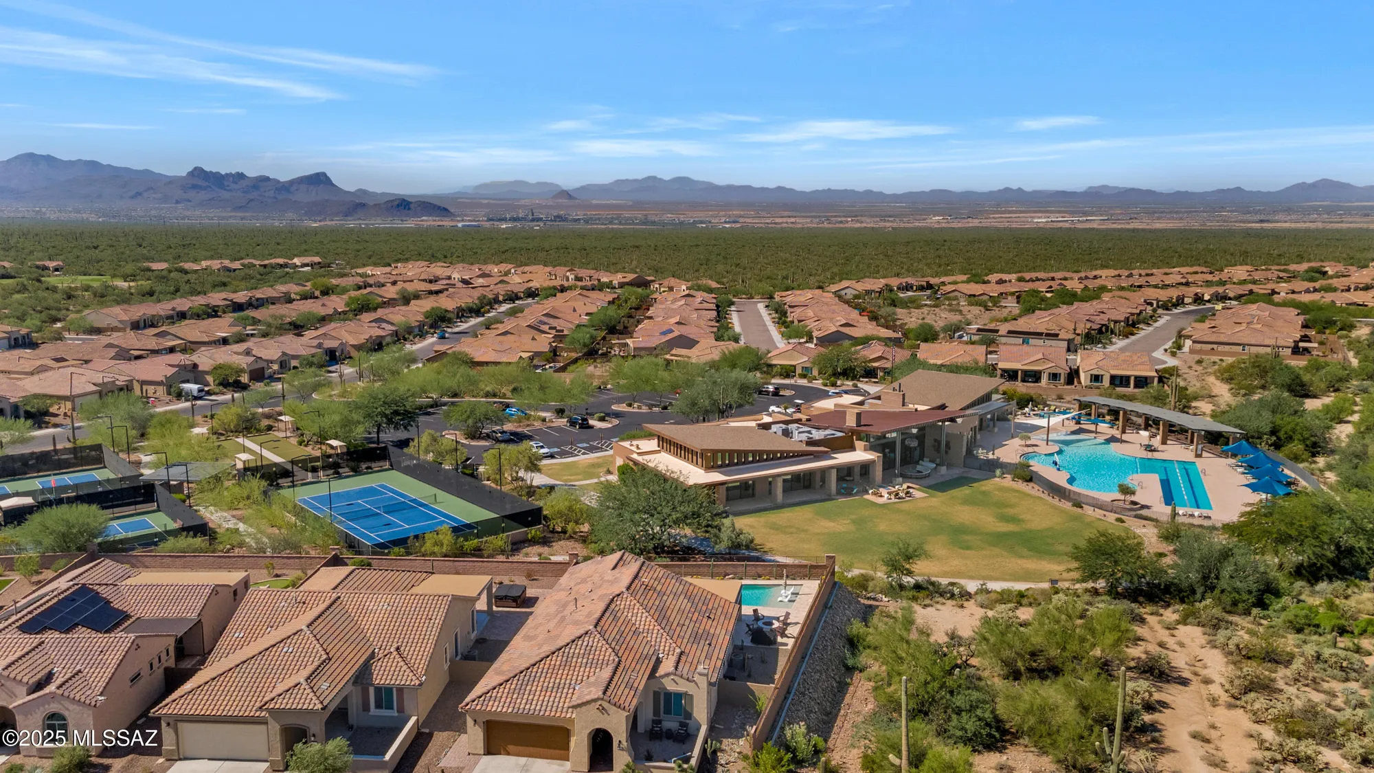 Property Slideshow image 6 of 35 | 6809 w cape royal pl, Marana, AZ, 85658