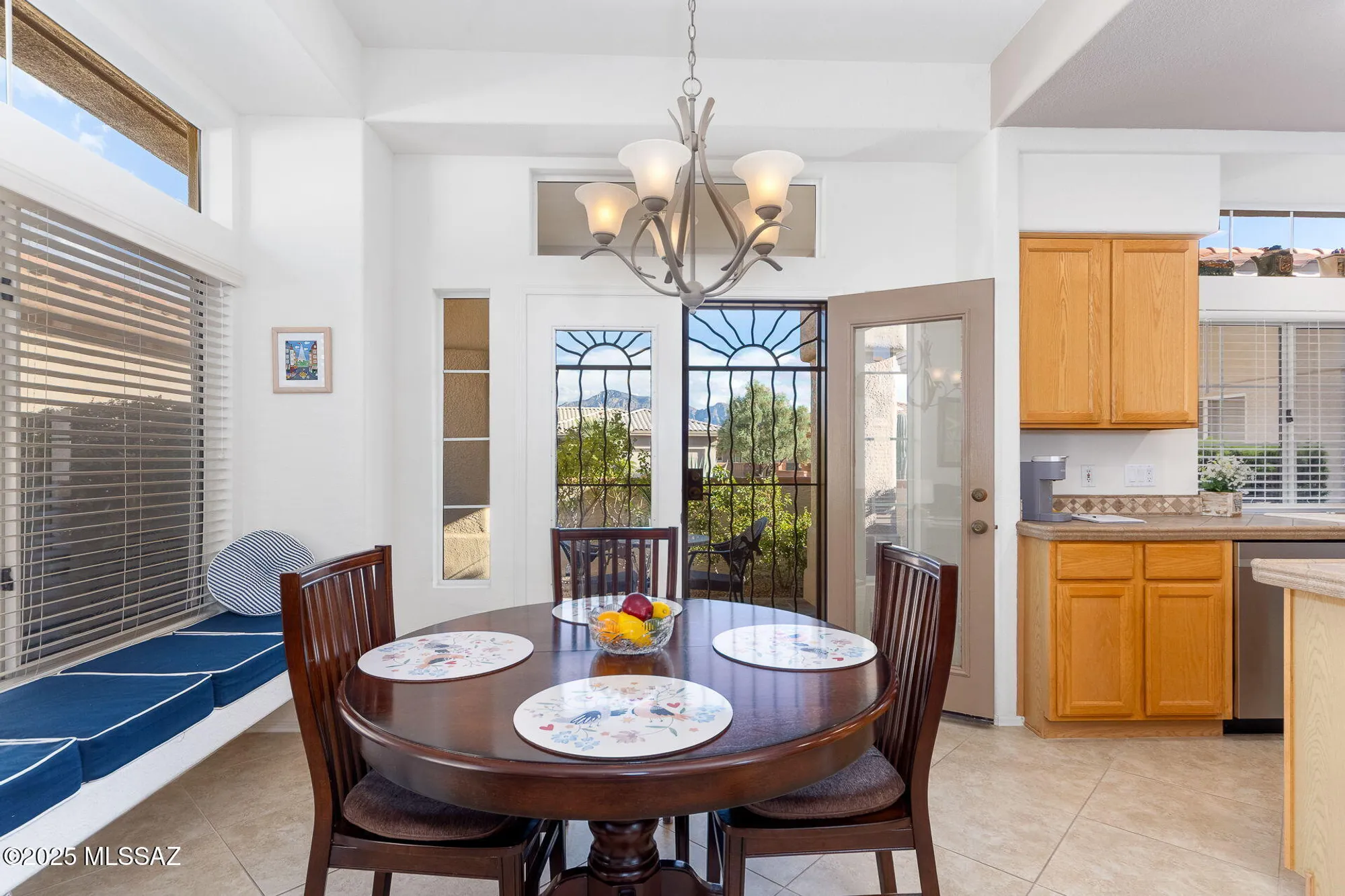 Property Slideshow image 6 of 49 | 14617 n desert rock dr, Oro Valley, AZ, 85755