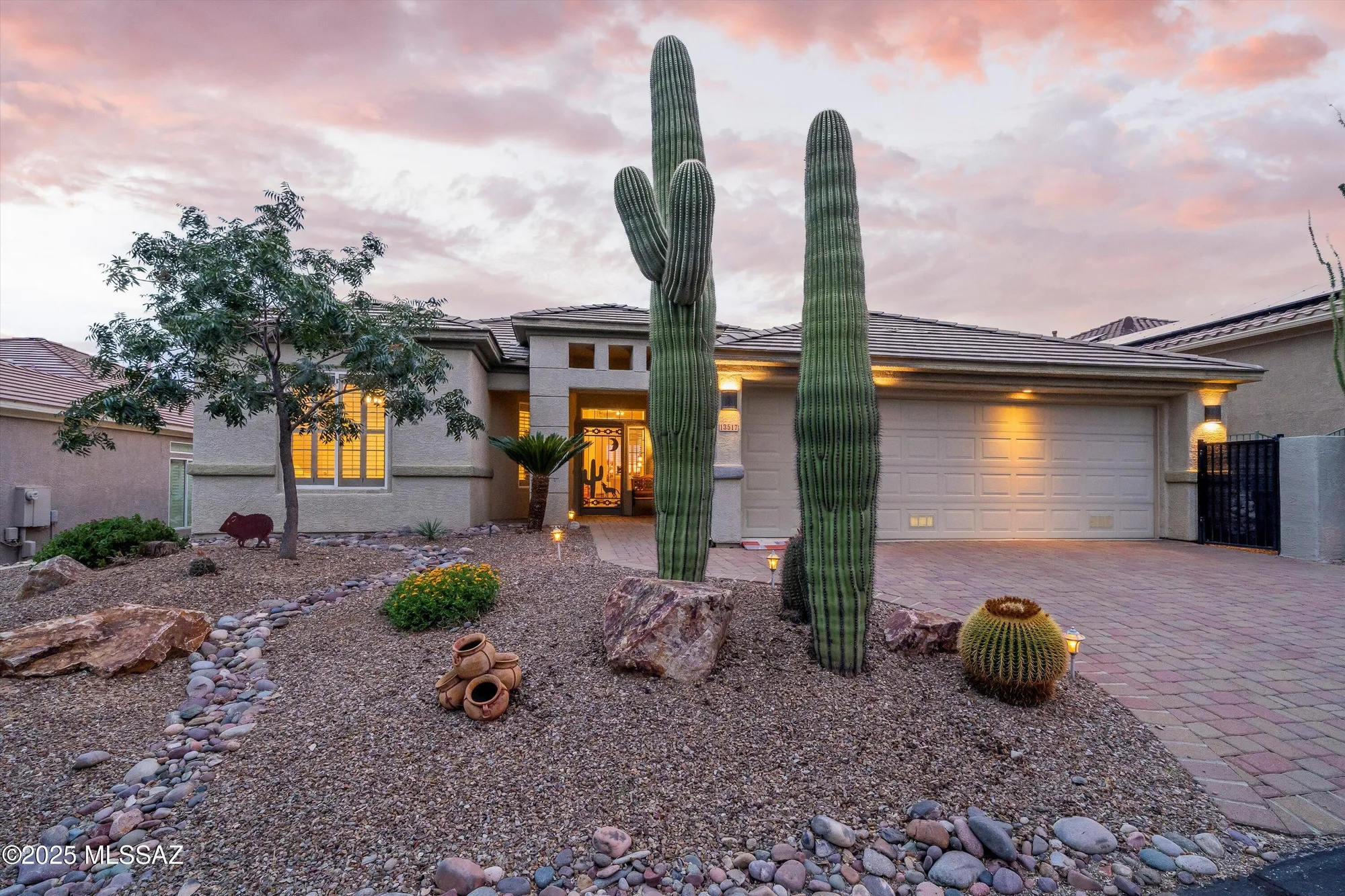 Property Slideshow image 2 of 52 | 13517 n heritage gateway ave, Marana, AZ, 85658