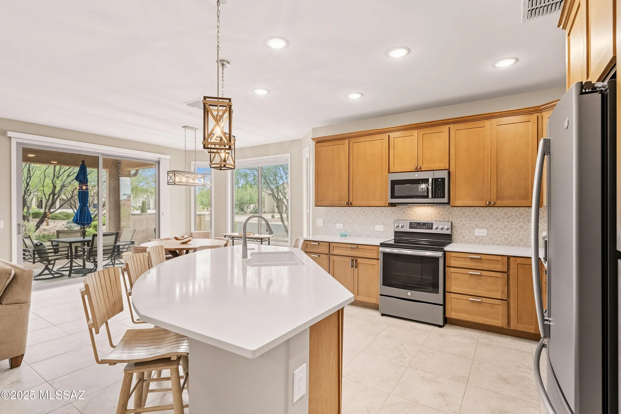 Property Slideshow image 23 of 50 | 2428 e canyon crossing dr, Green Valley, AZ, 85614