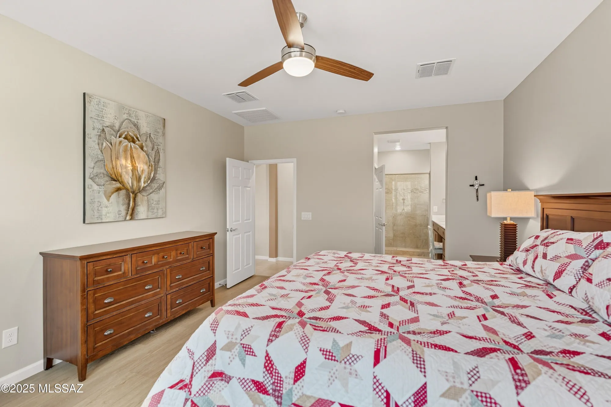 Property Slideshow image 27 of 50 | 2428 e canyon crossing dr, Green Valley, AZ, 85614