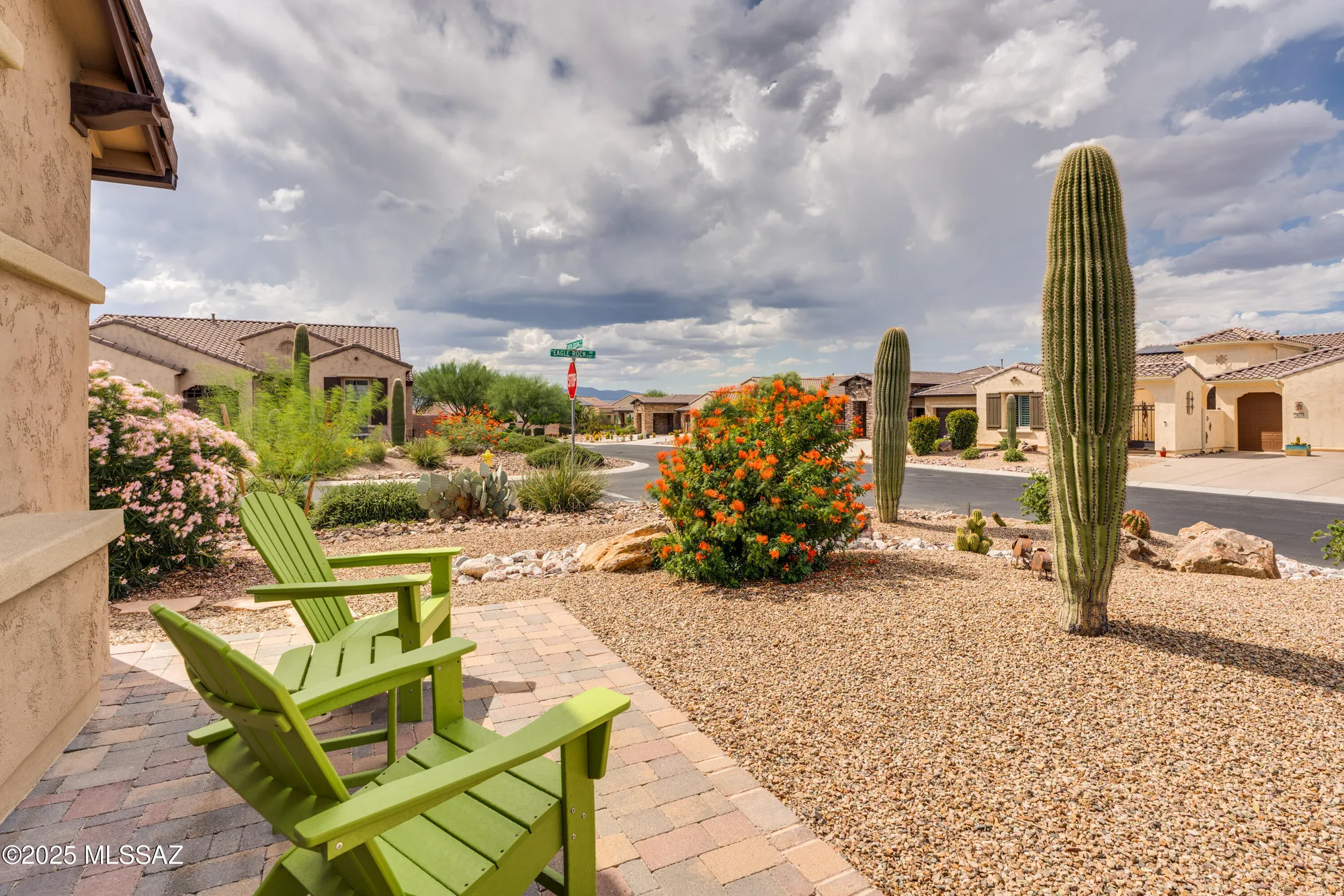 Property Slideshow image 6 of 50 | 2428 e canyon crossing dr, Green Valley, AZ, 85614