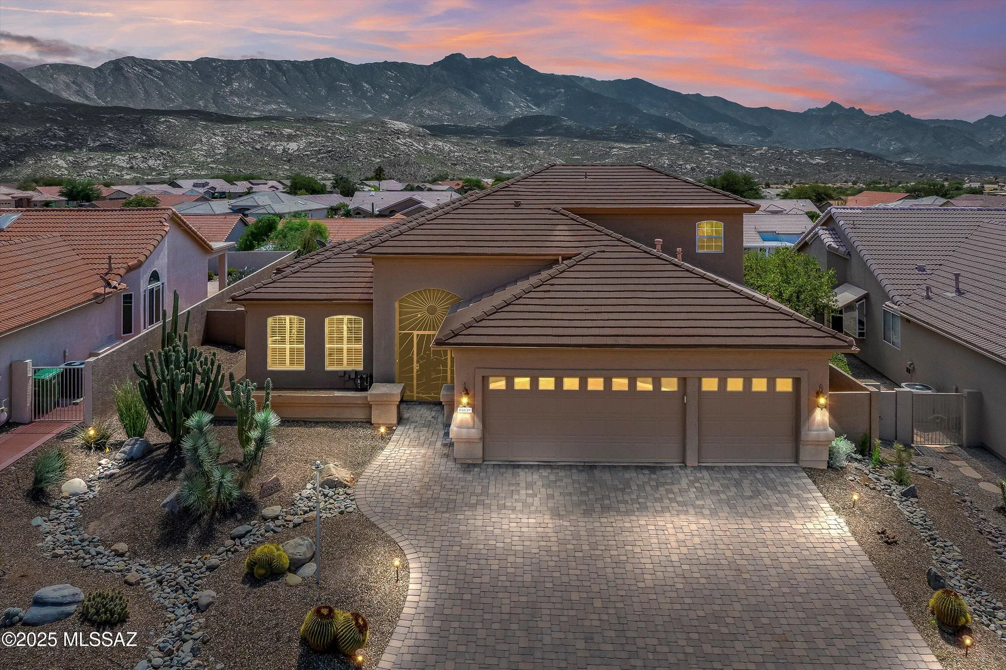 Property Slideshow image 43 of 50 | 65639 e stoney ridge dr, Tucson, AZ, 85739