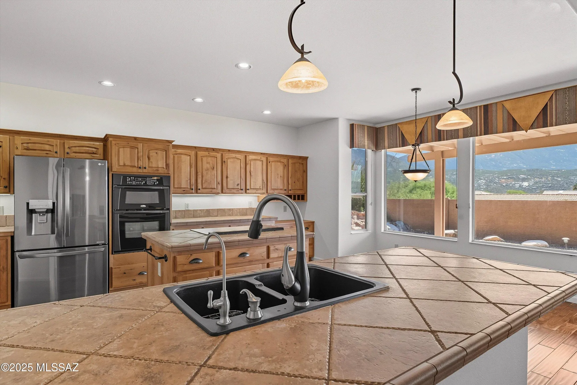 Property Slideshow image 26 of 50 | 65639 e stoney ridge dr, Tucson, AZ, 85739