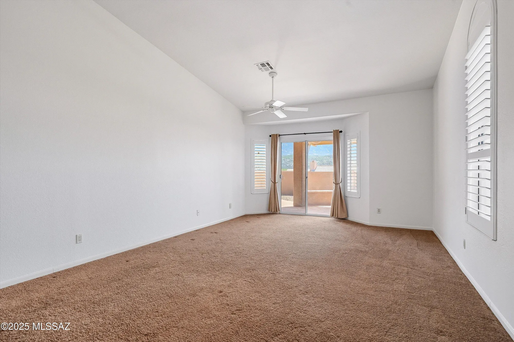 Property Slideshow image 13 of 50 | 65639 e stoney ridge dr, Tucson, AZ, 85739